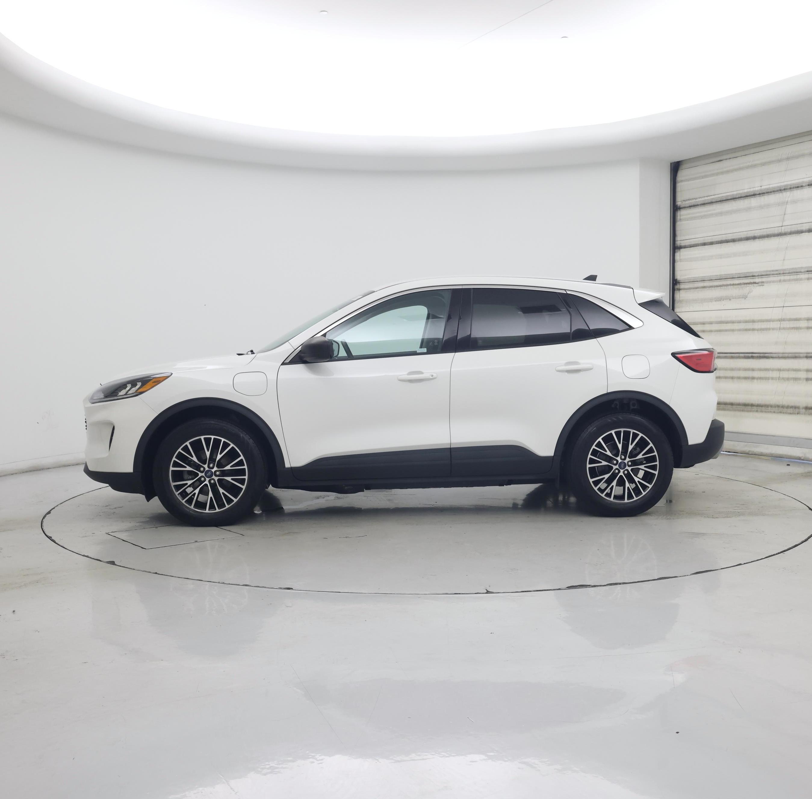 Thumbnail: 2022 Ford Escape - 3