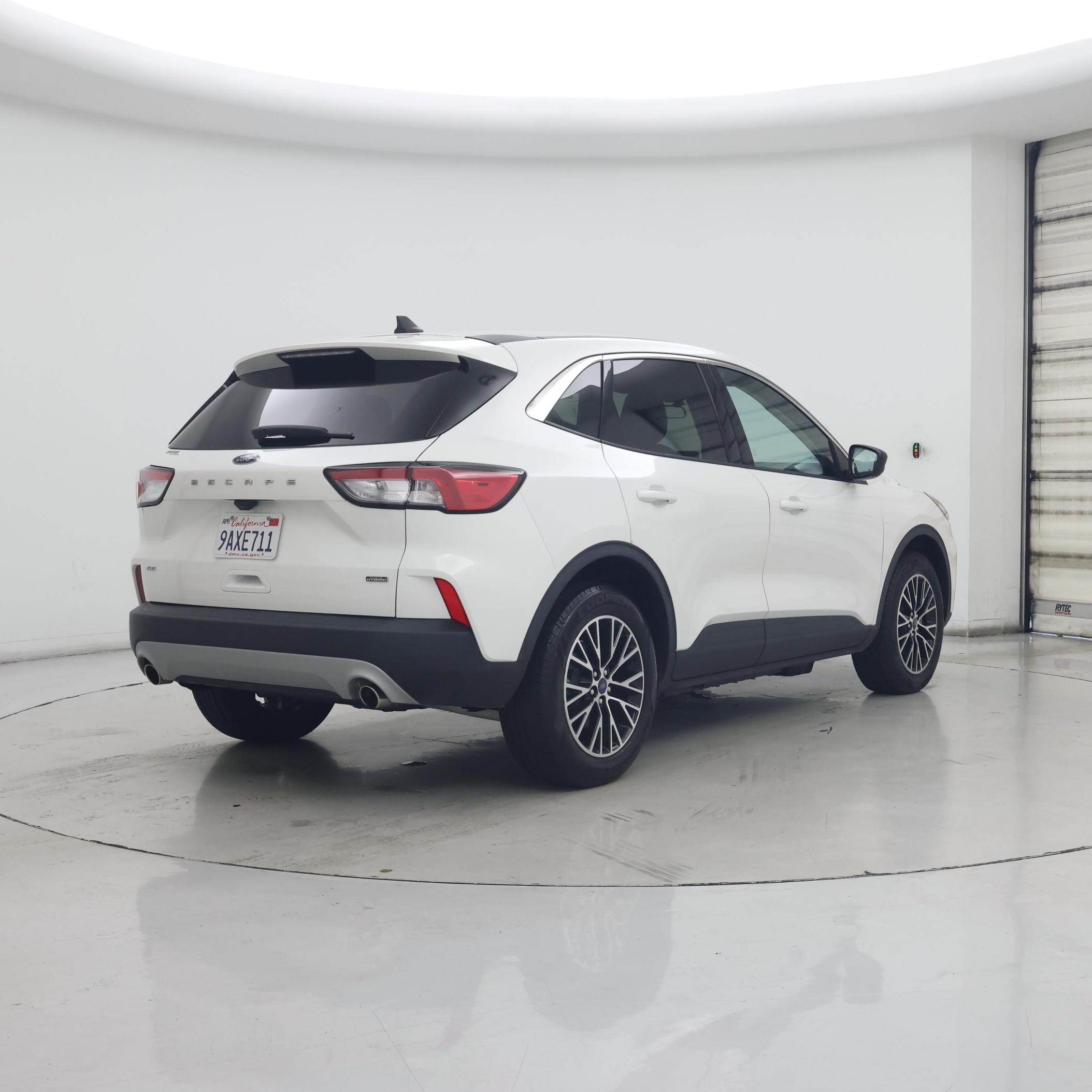 Thumbnail: 2022 Ford Escape - 8