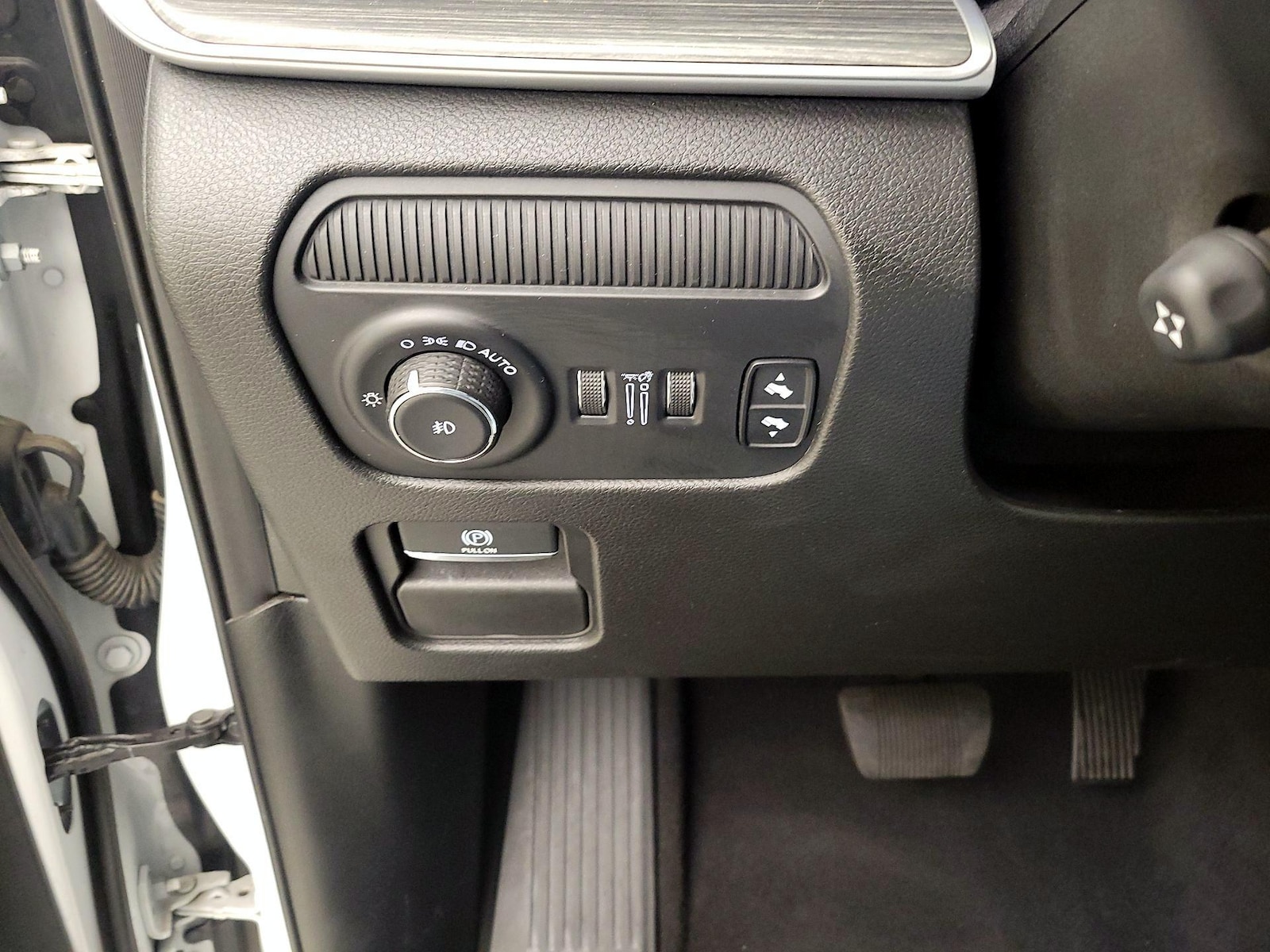 2024 Jeep Wagoneer Series III - Photo 14