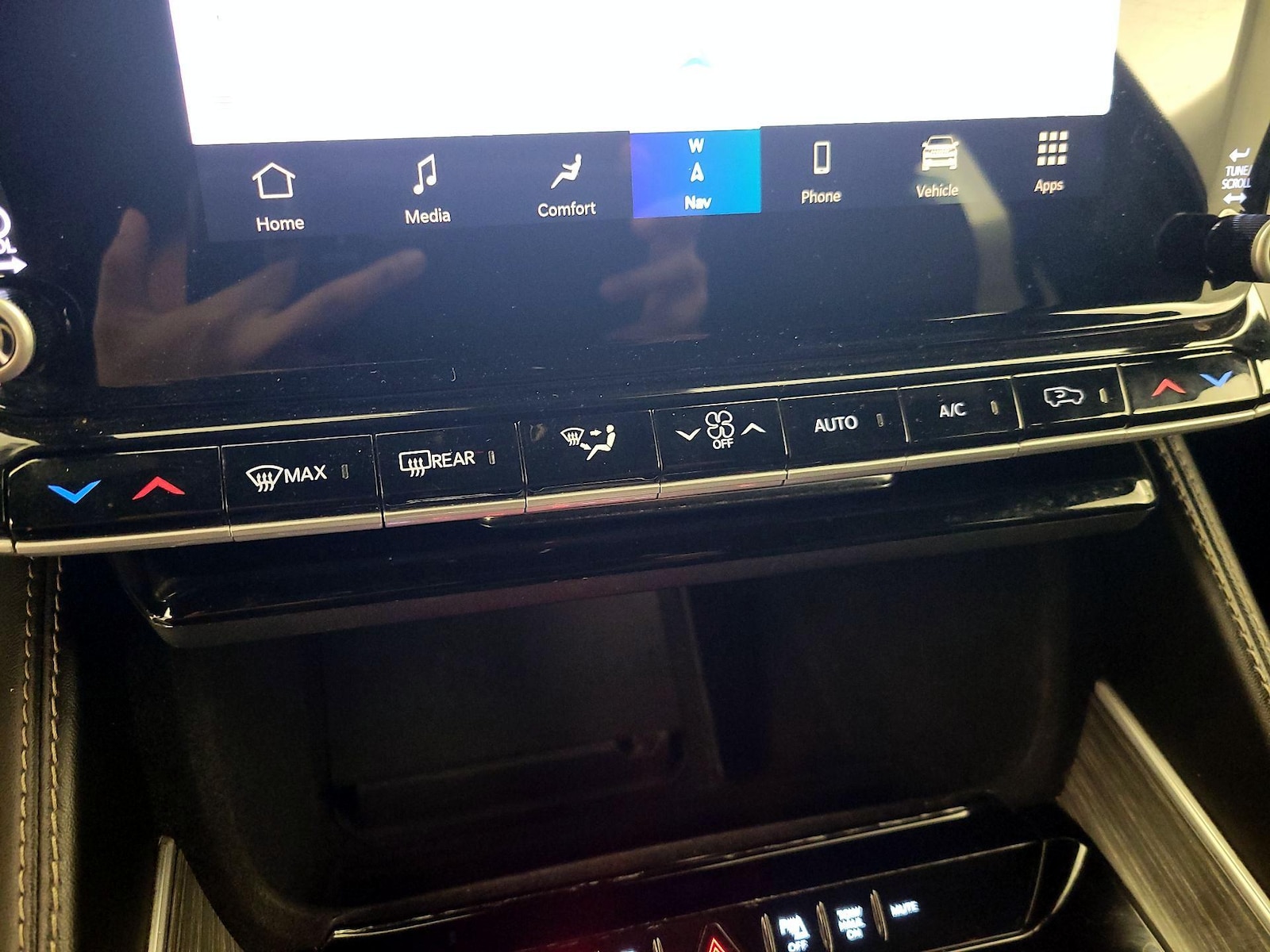 2024 Jeep Wagoneer Series III - Photo 18