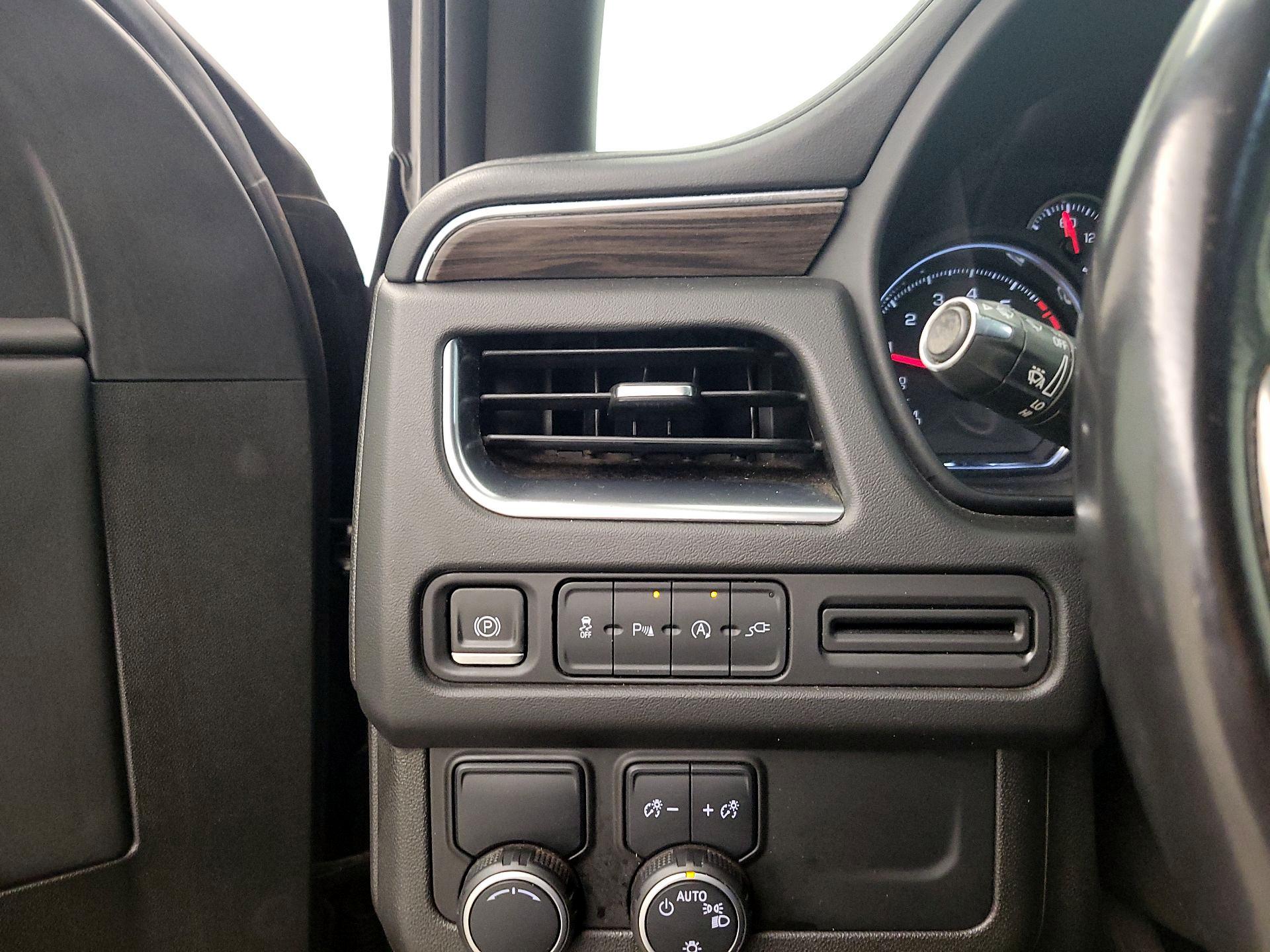 Thumbnail: 2021 Chevrolet Suburban - 13