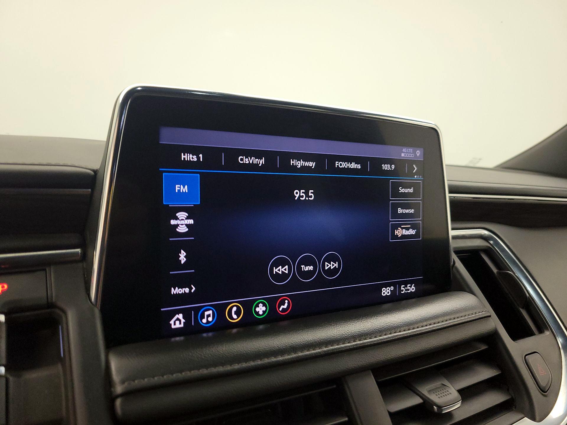 Thumbnail: 2021 Chevrolet Suburban - 15