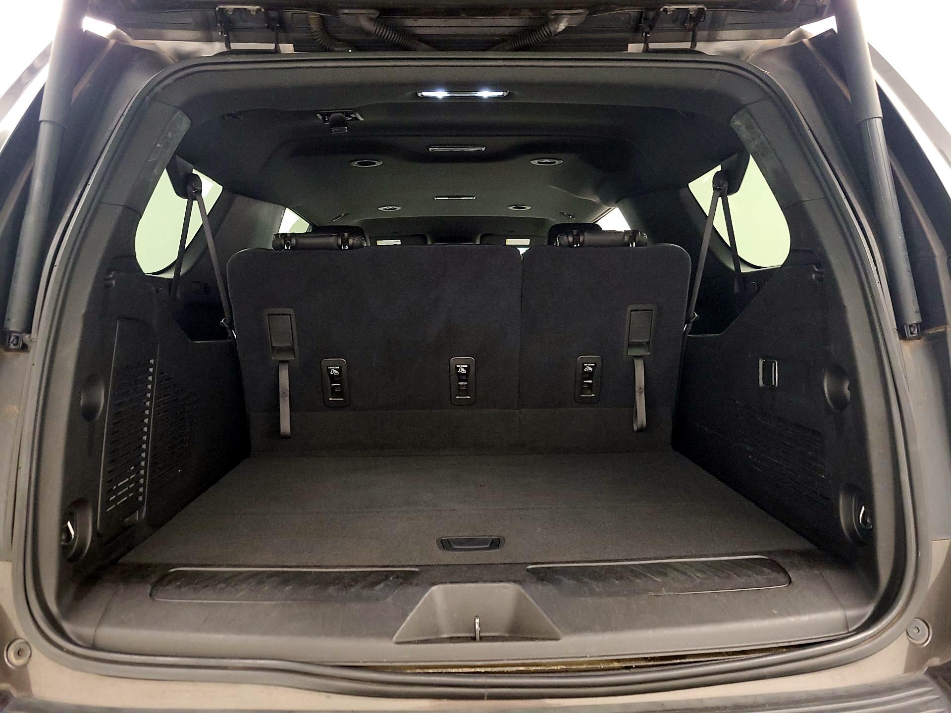 Thumbnail: 2021 Chevrolet Suburban - 20