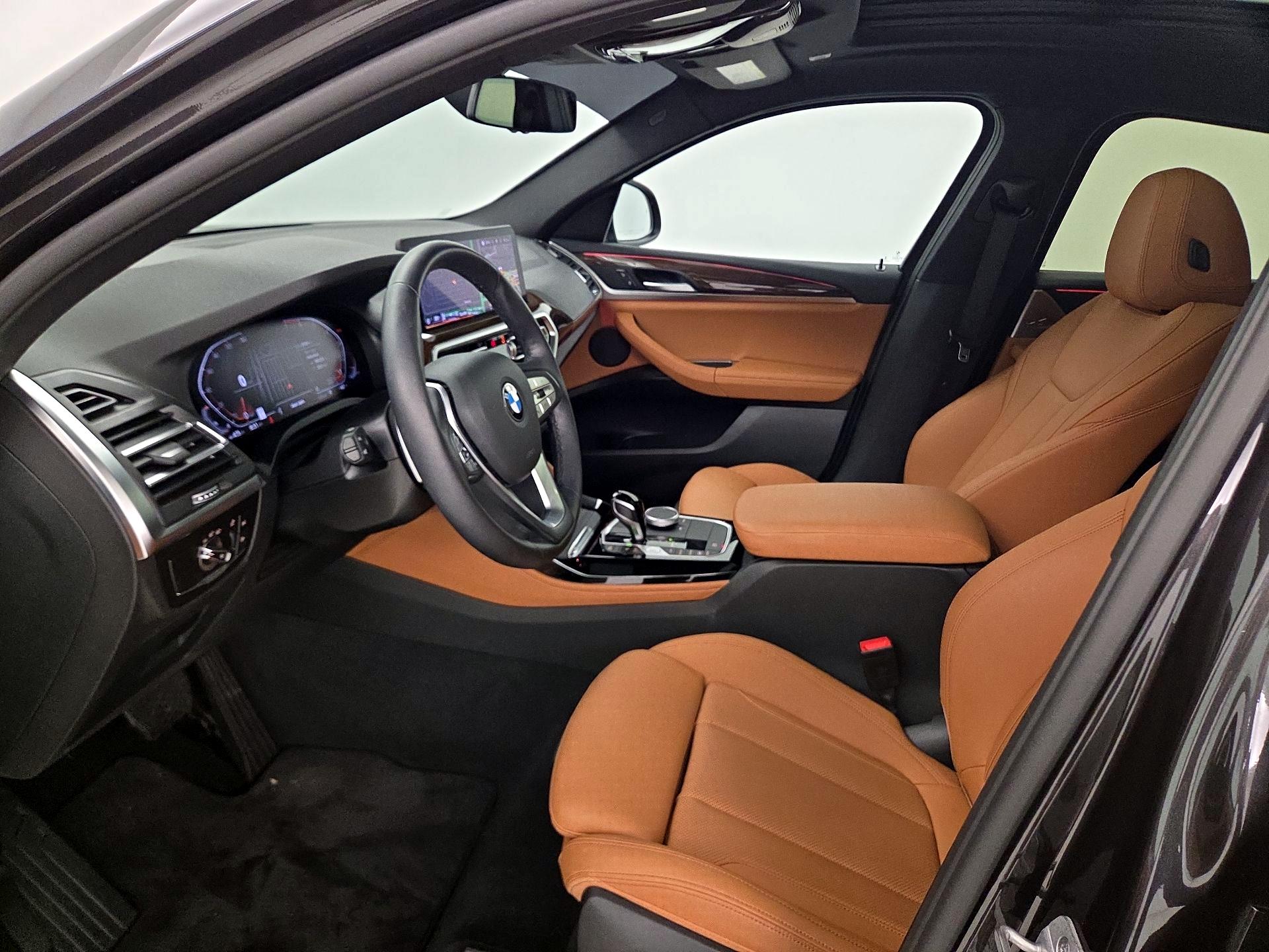 Thumbnail: 2024 BMW X4 - 11