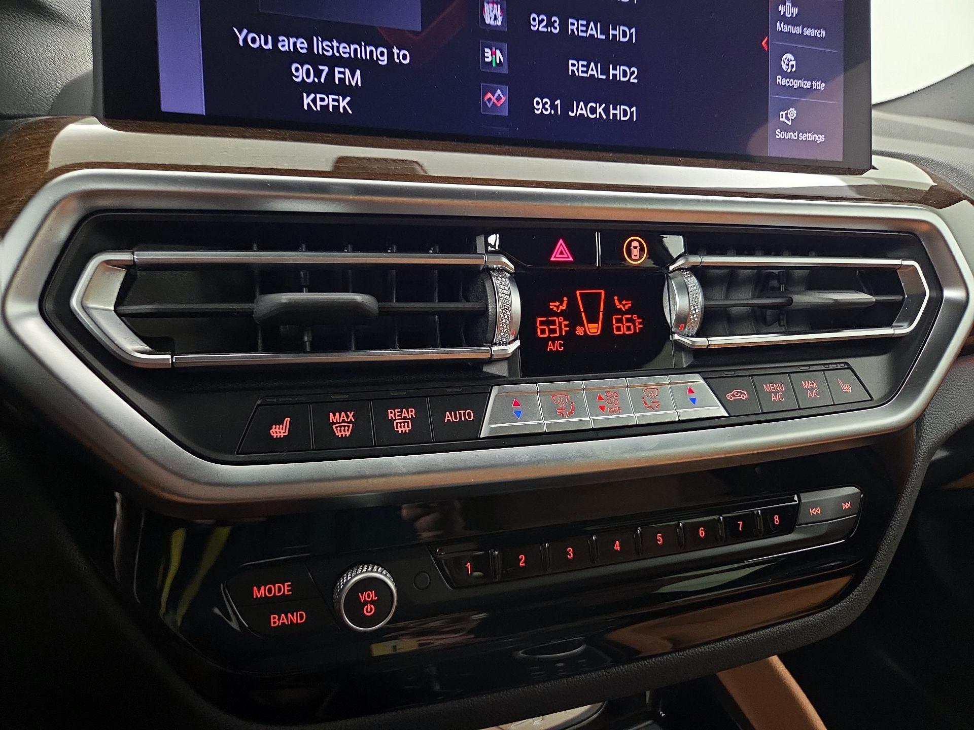 Thumbnail: 2024 BMW X4 - 17
