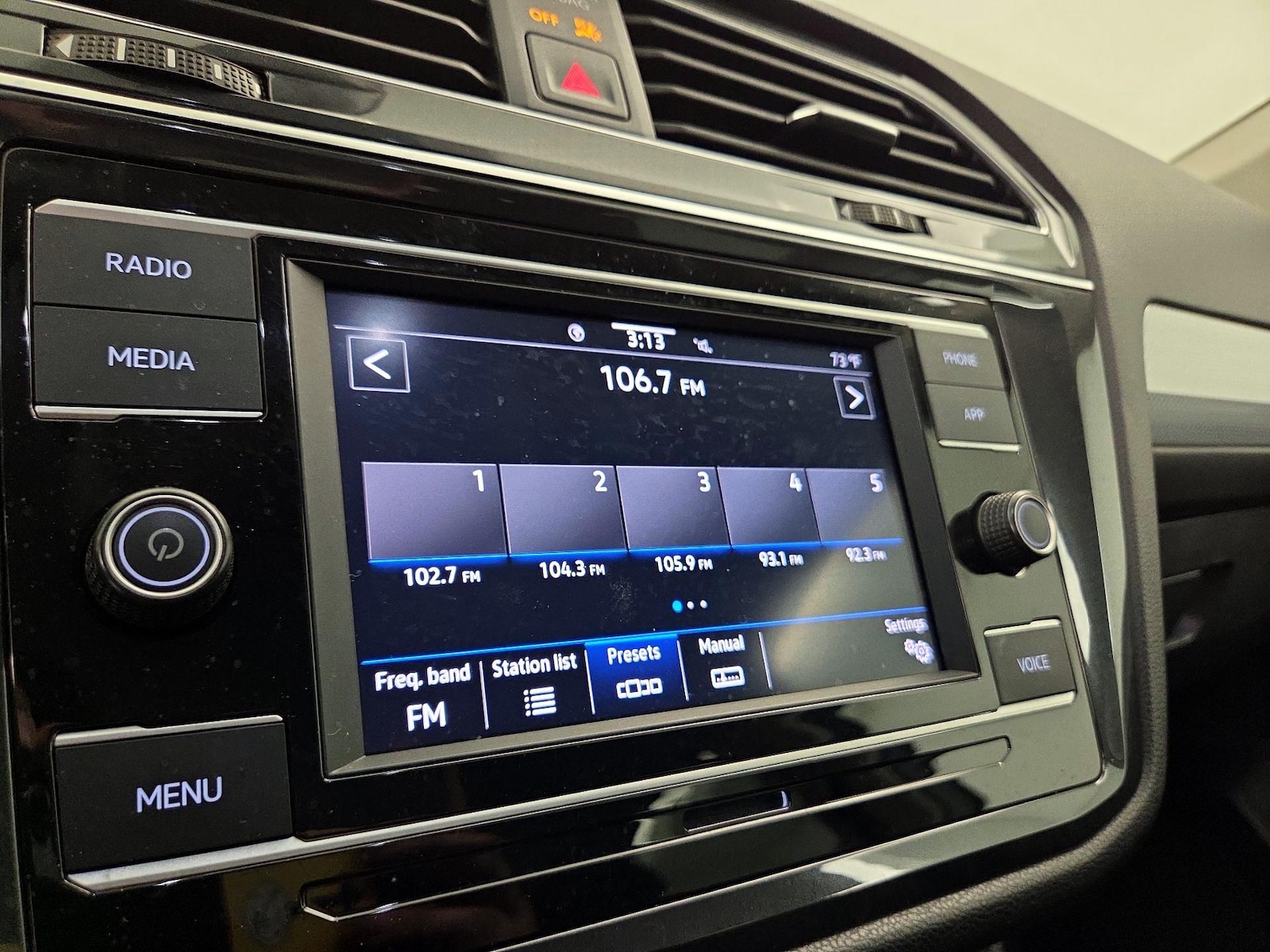 2022 Volkswagen Tiguan S - Photo 16