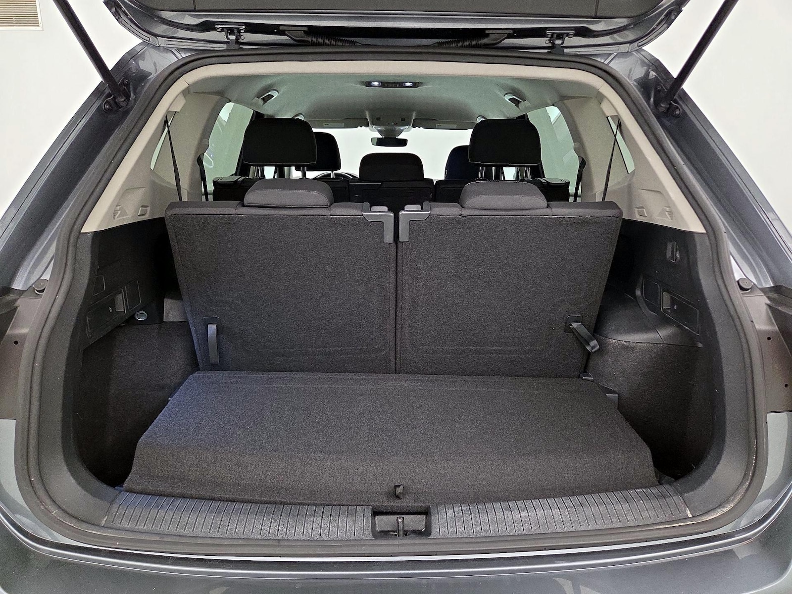 2022 Volkswagen Tiguan S - Photo 22