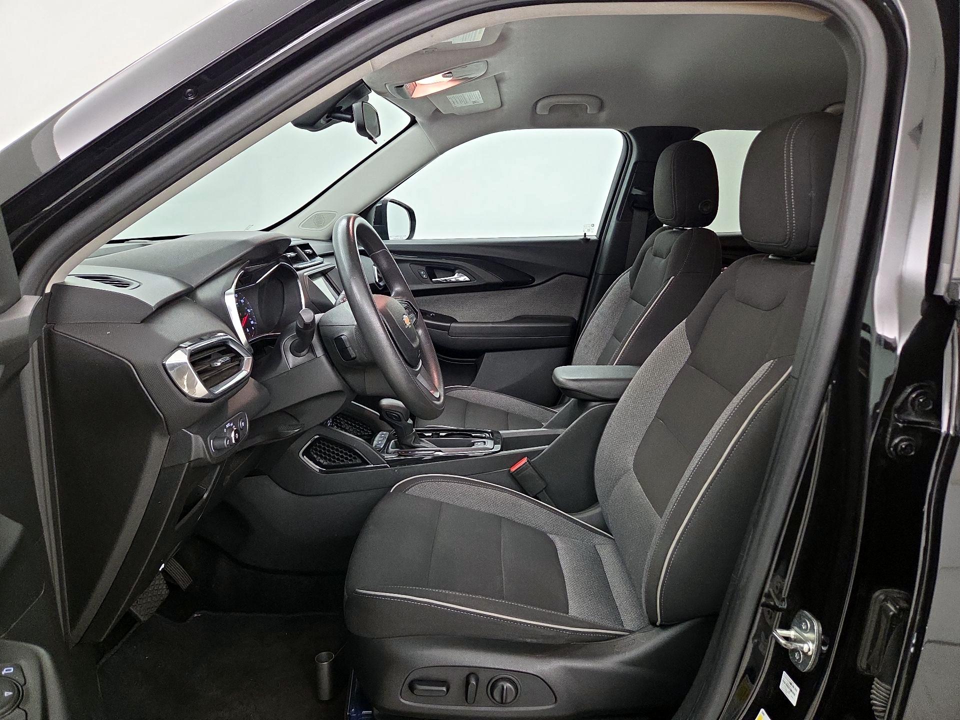 Thumbnail: 2022 Chevrolet TrailBlazer - 11