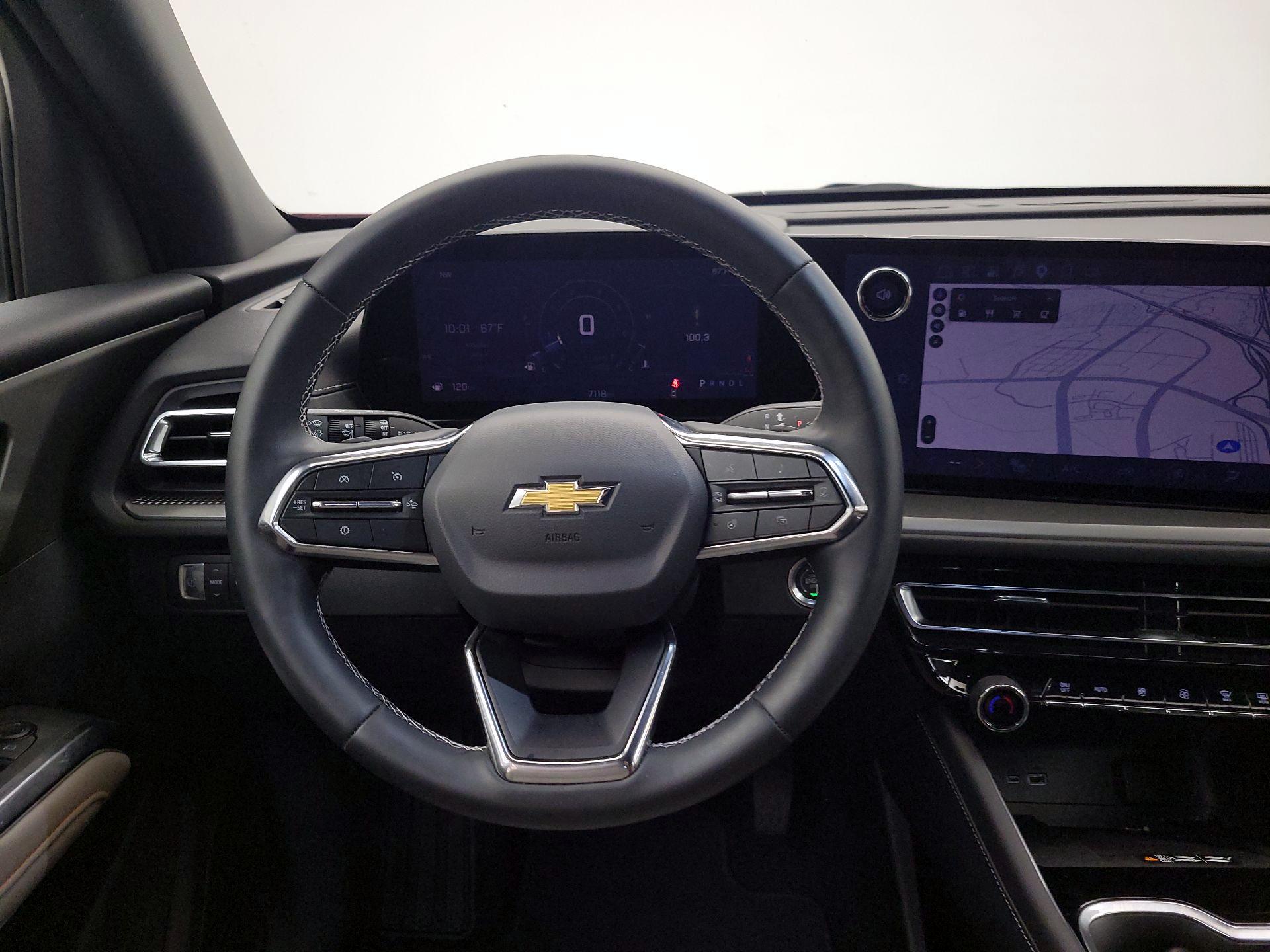 Thumbnail: 2025 Chevrolet Traverse - 10