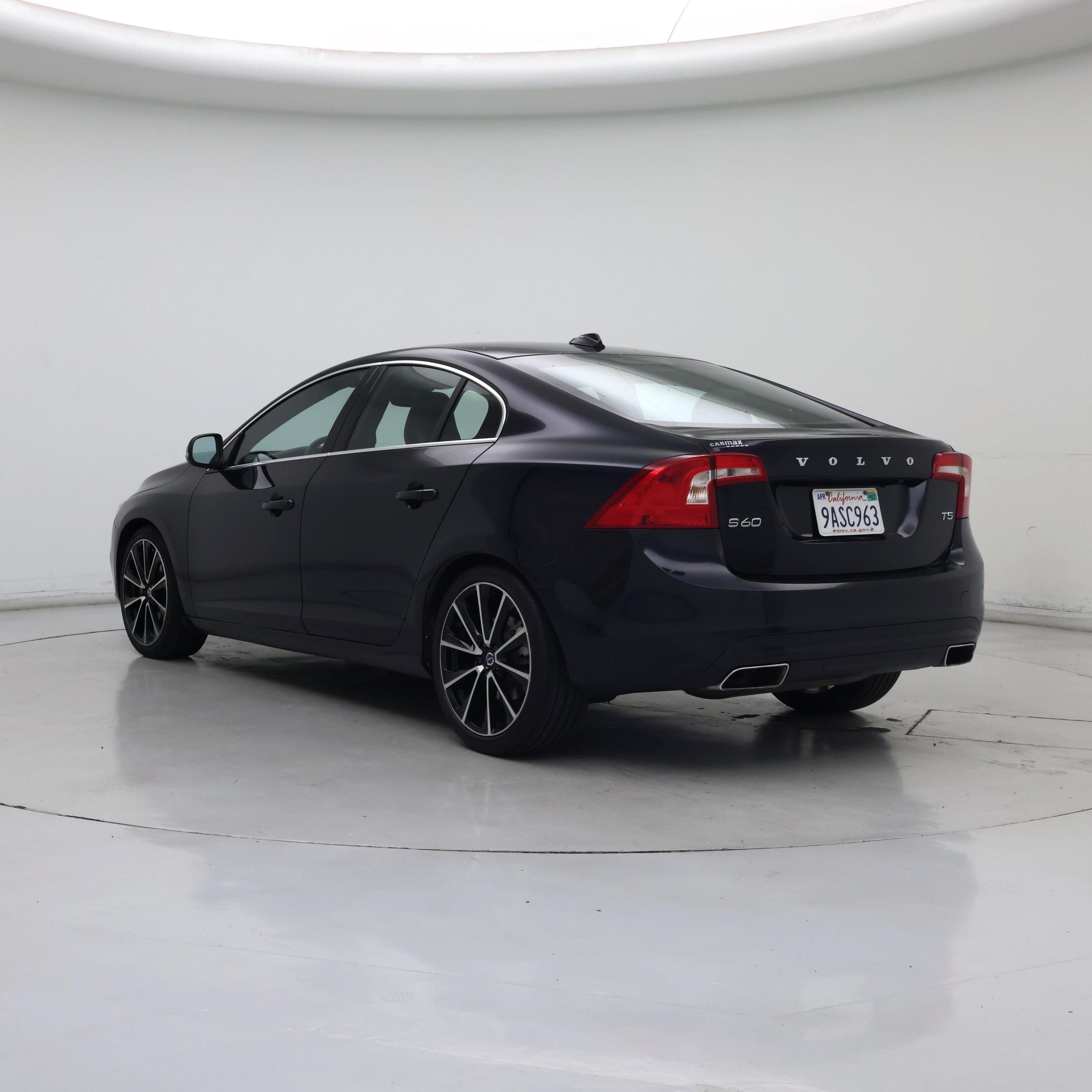 Thumbnail: 2016 Volvo S60 - 2
