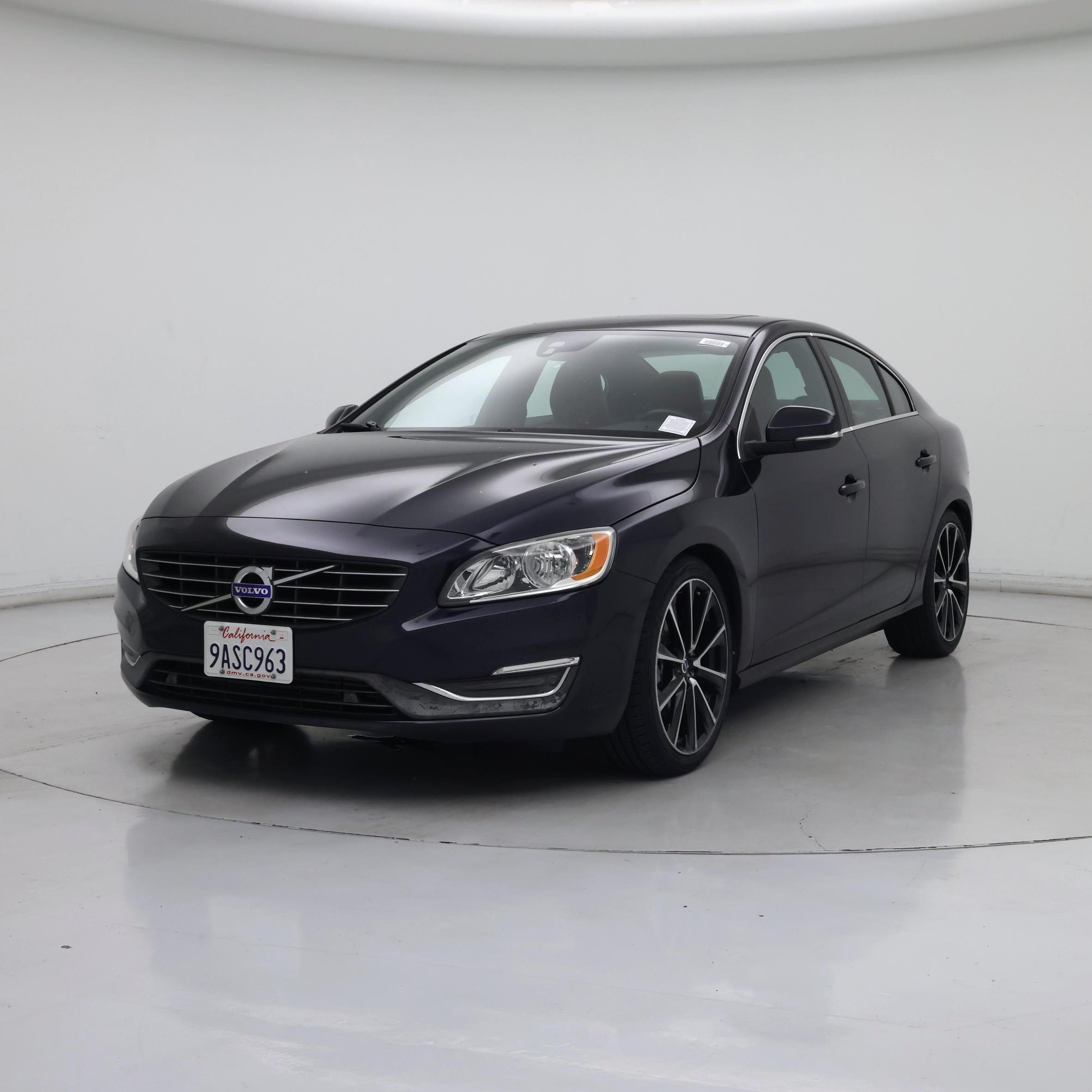 Thumbnail: 2016 Volvo S60 - 4