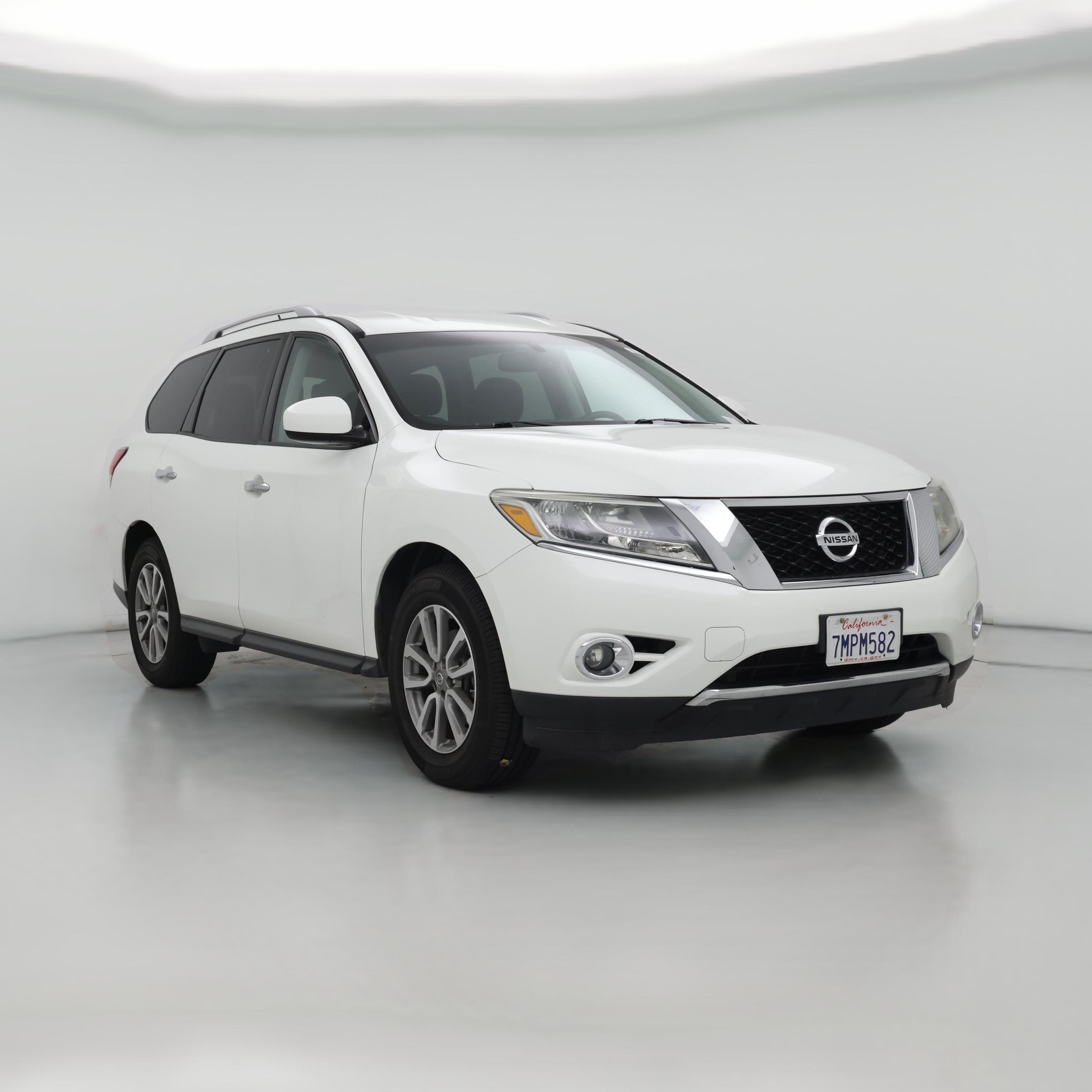 Thumbnail: 2015 Nissan Pathfinder - 1