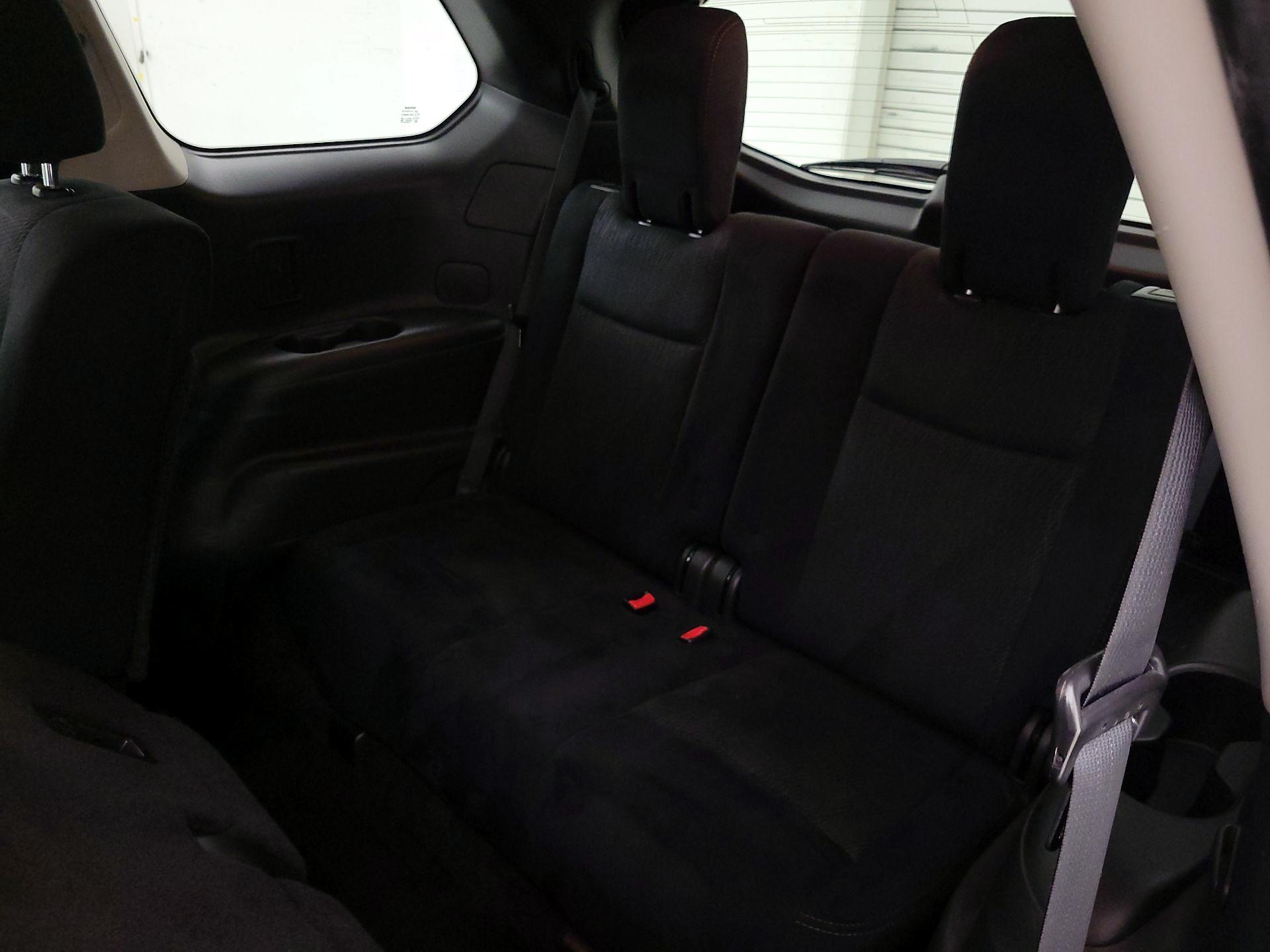 Thumbnail: 2015 Nissan Pathfinder - 20