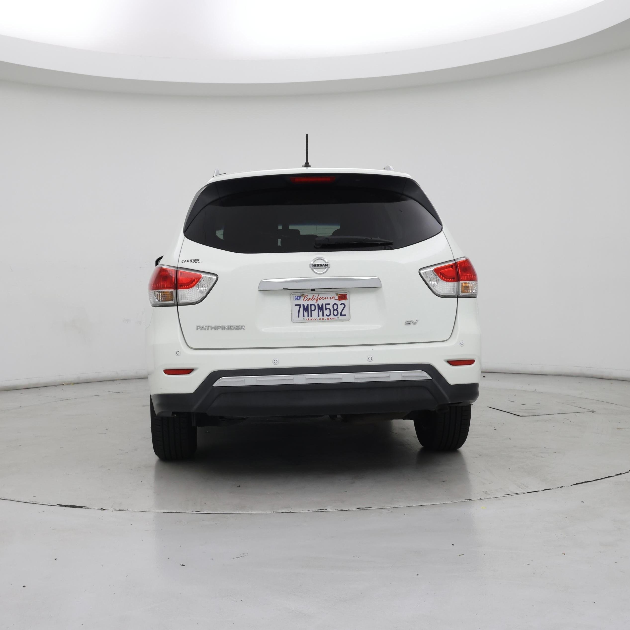 Thumbnail: 2015 Nissan Pathfinder - 6