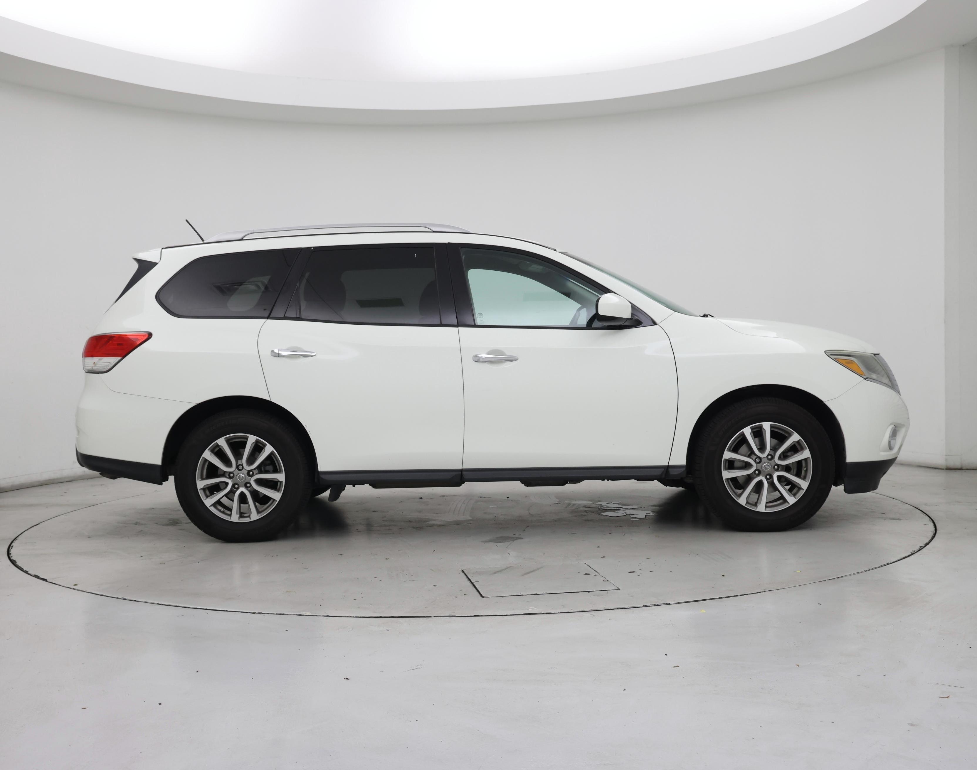 Thumbnail: 2015 Nissan Pathfinder - 7
