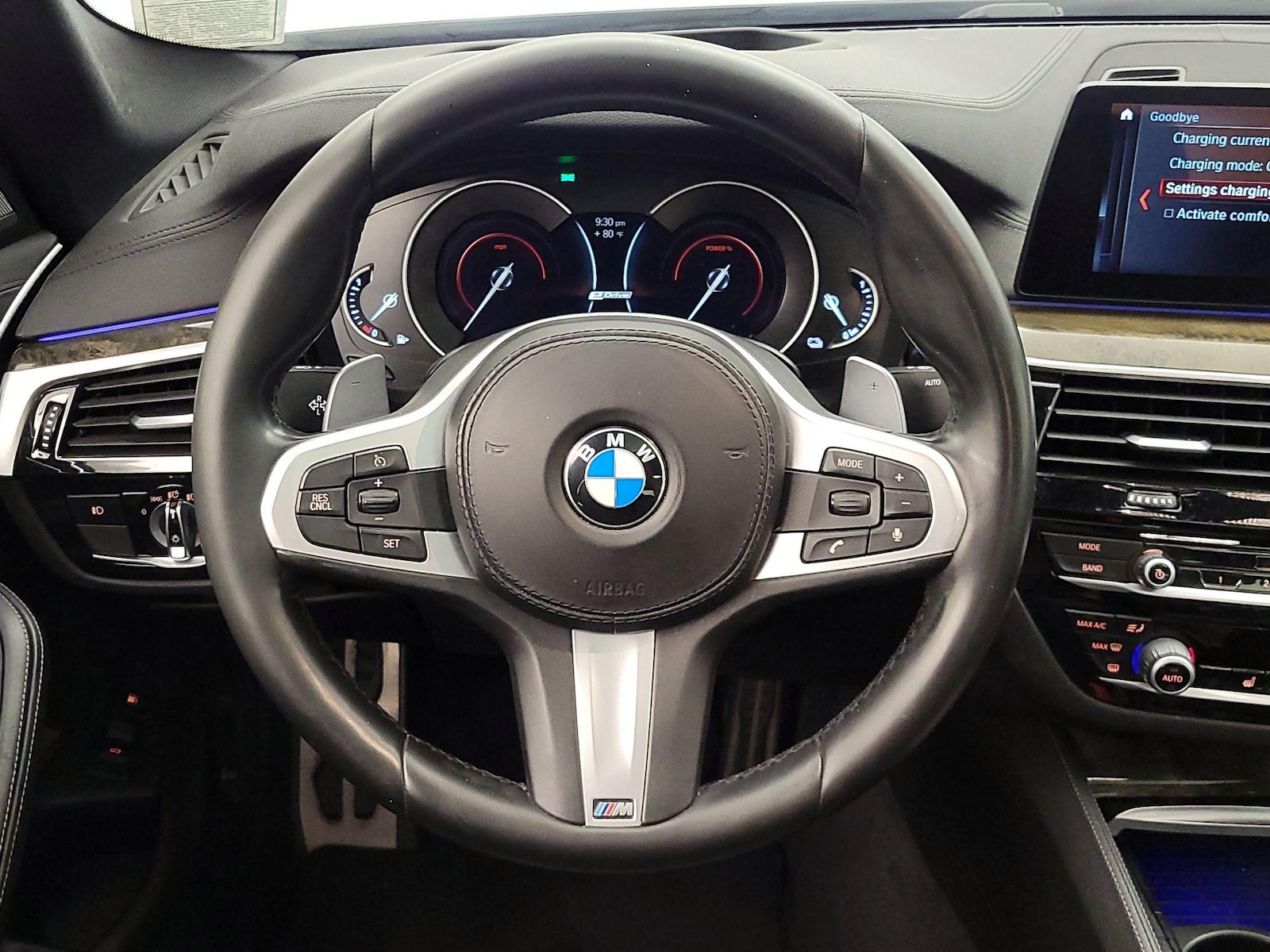 2018 BMW 5 Series 530e - Photo 11