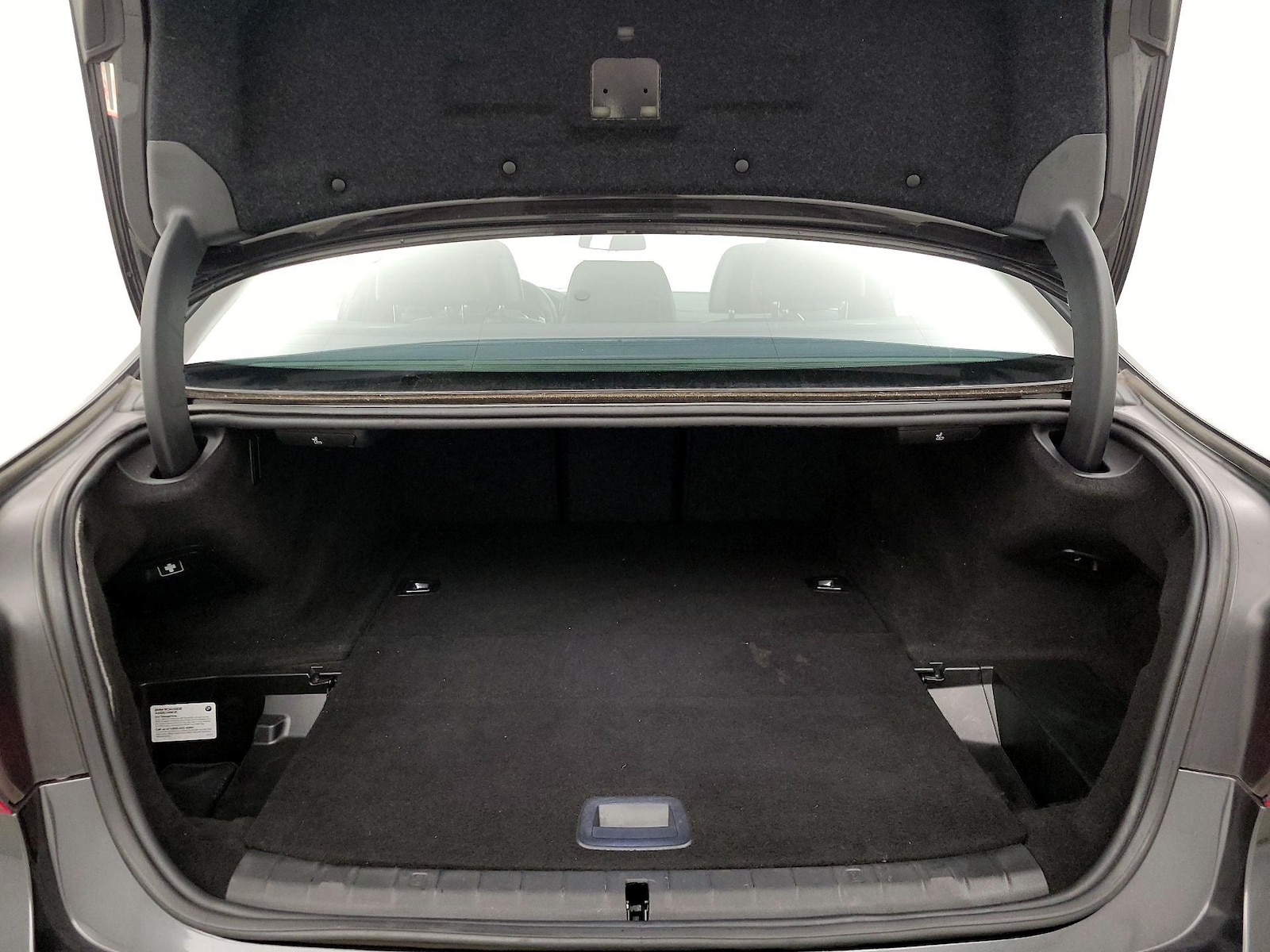 2018 BMW 5 Series 530e - Photo 22