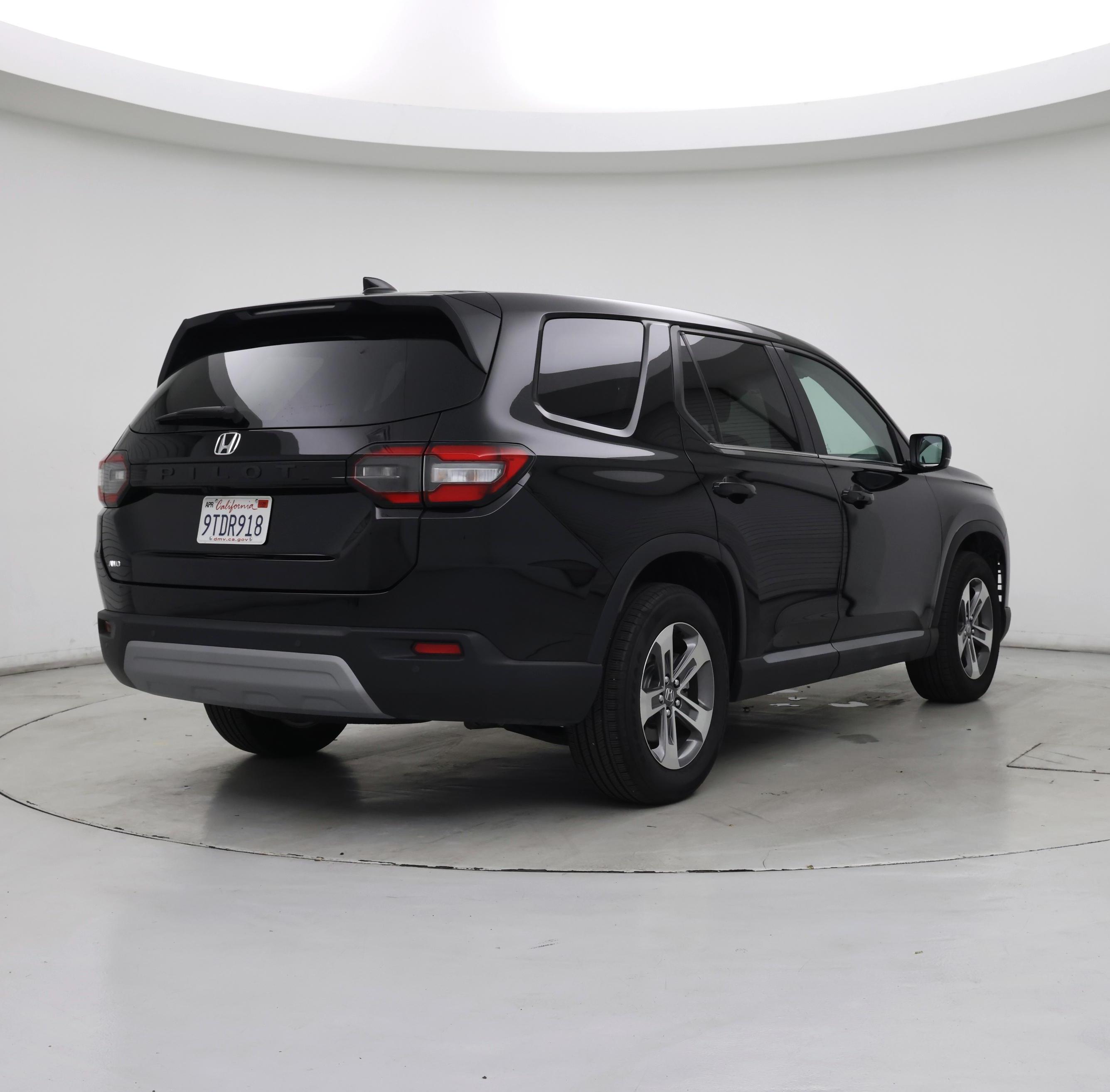 Thumbnail: 2025 Honda Pilot - 8