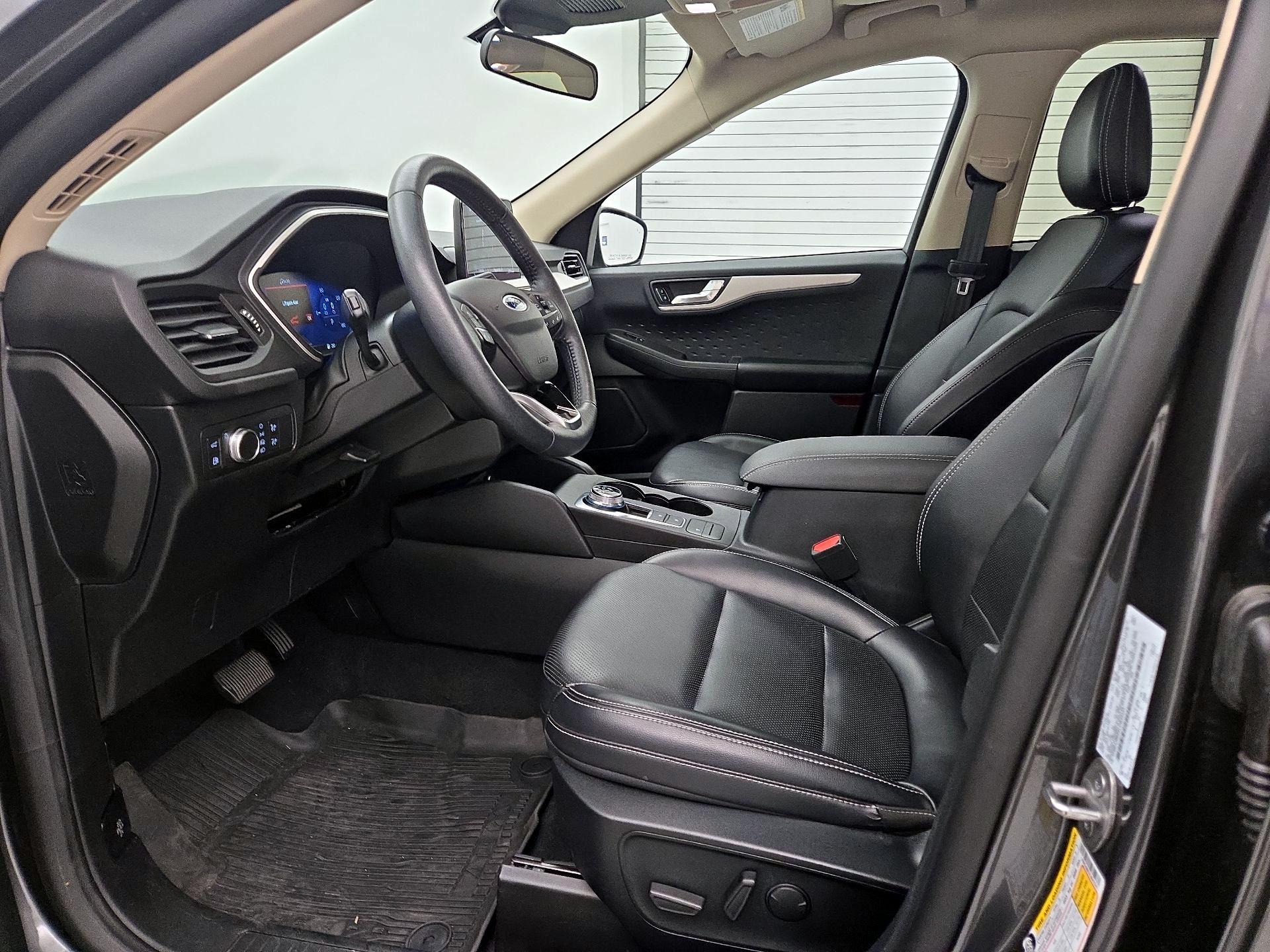 Thumbnail: 2020 Ford Escape - 11