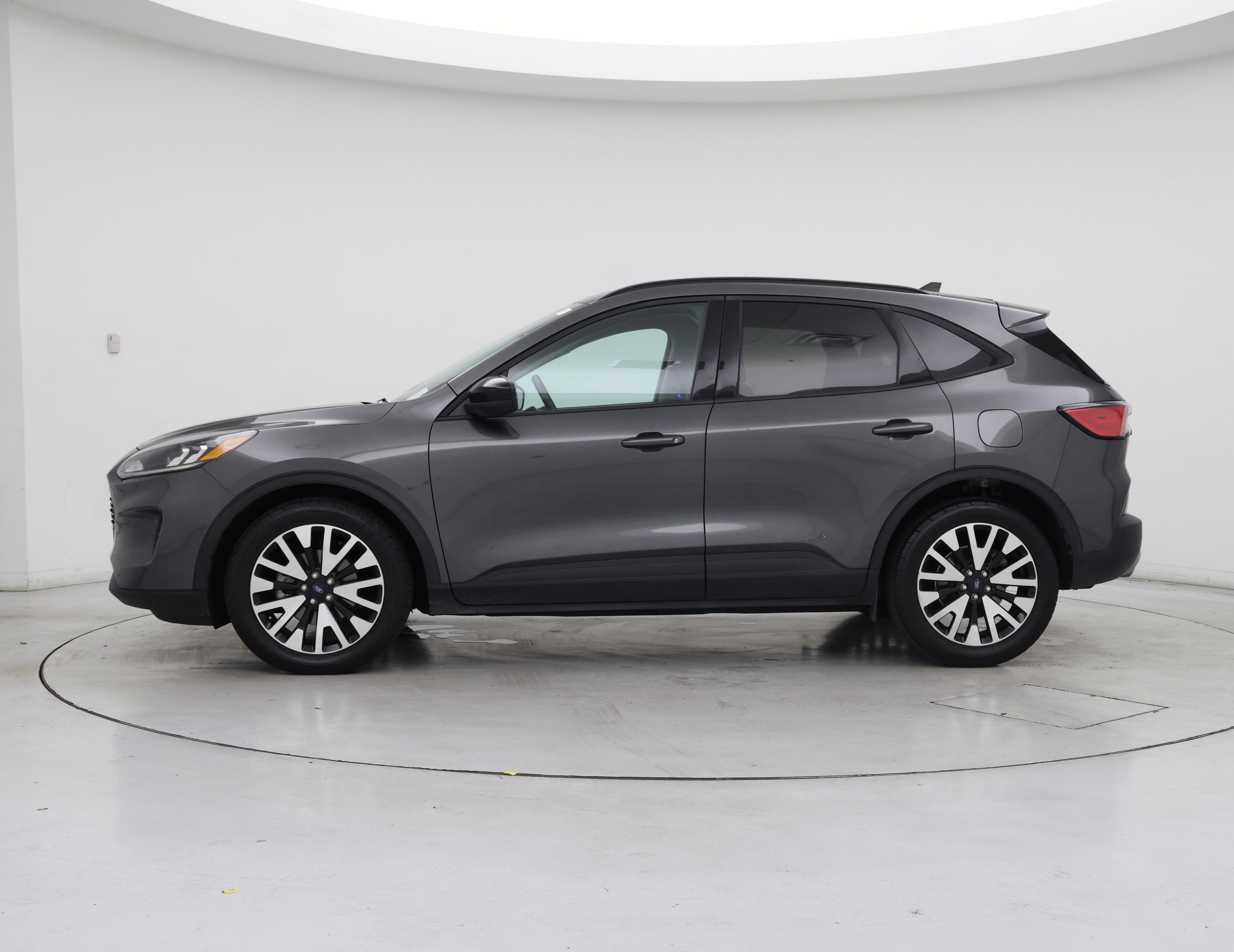 Thumbnail: 2020 Ford Escape - 3