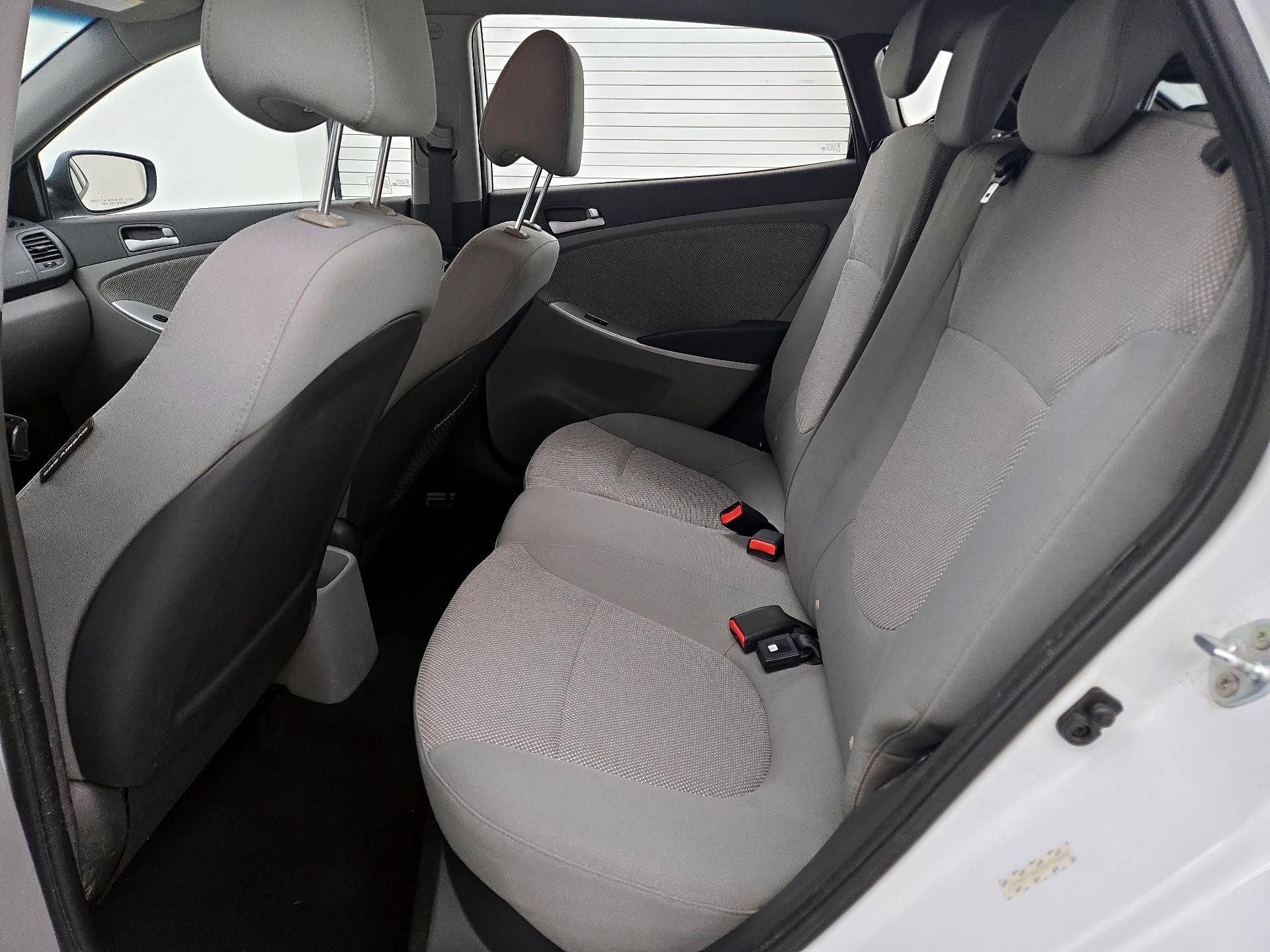 Thumbnail: 2014 Hyundai Accent - 18