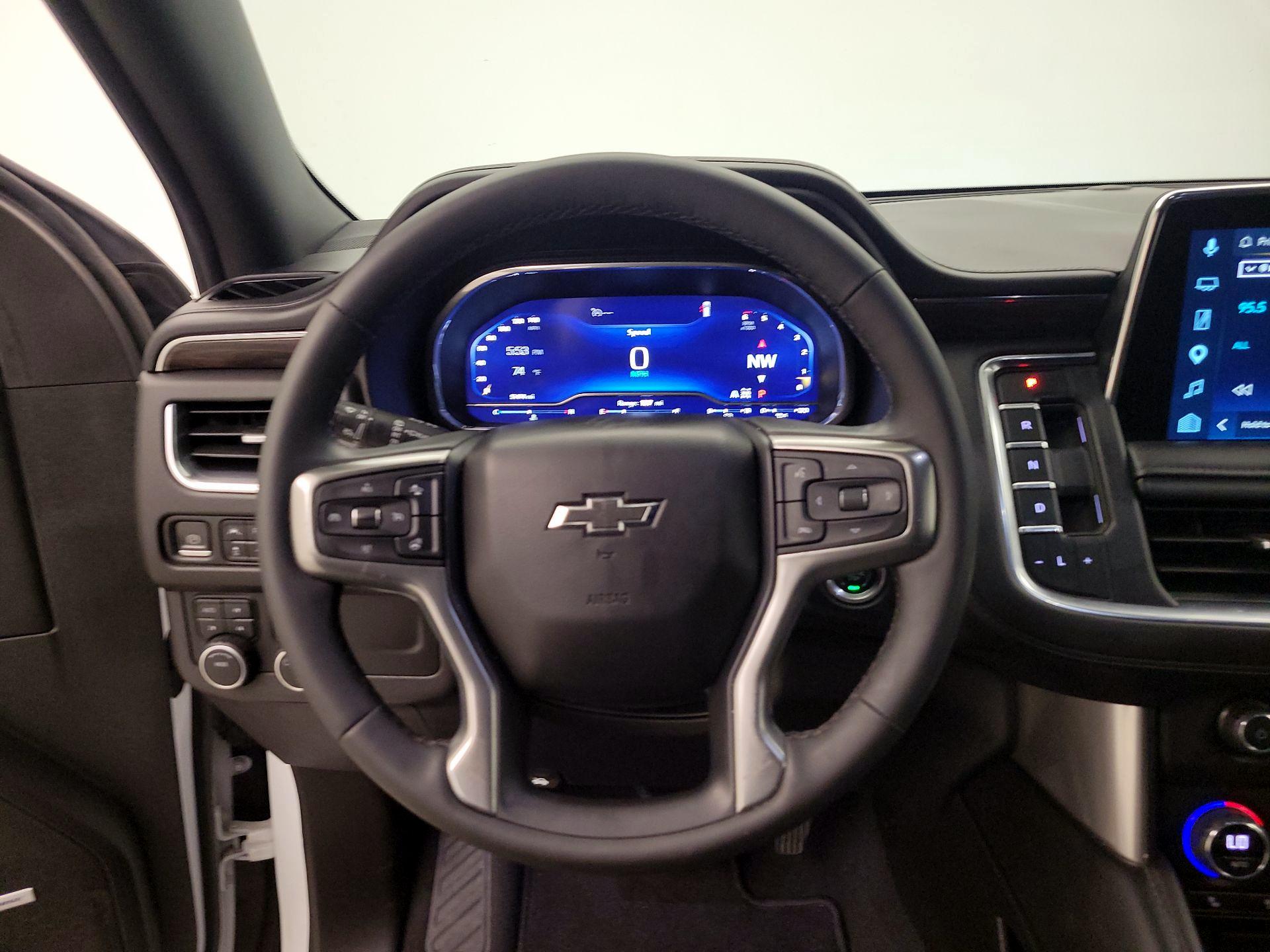Thumbnail: 2023 Chevrolet Suburban - 10