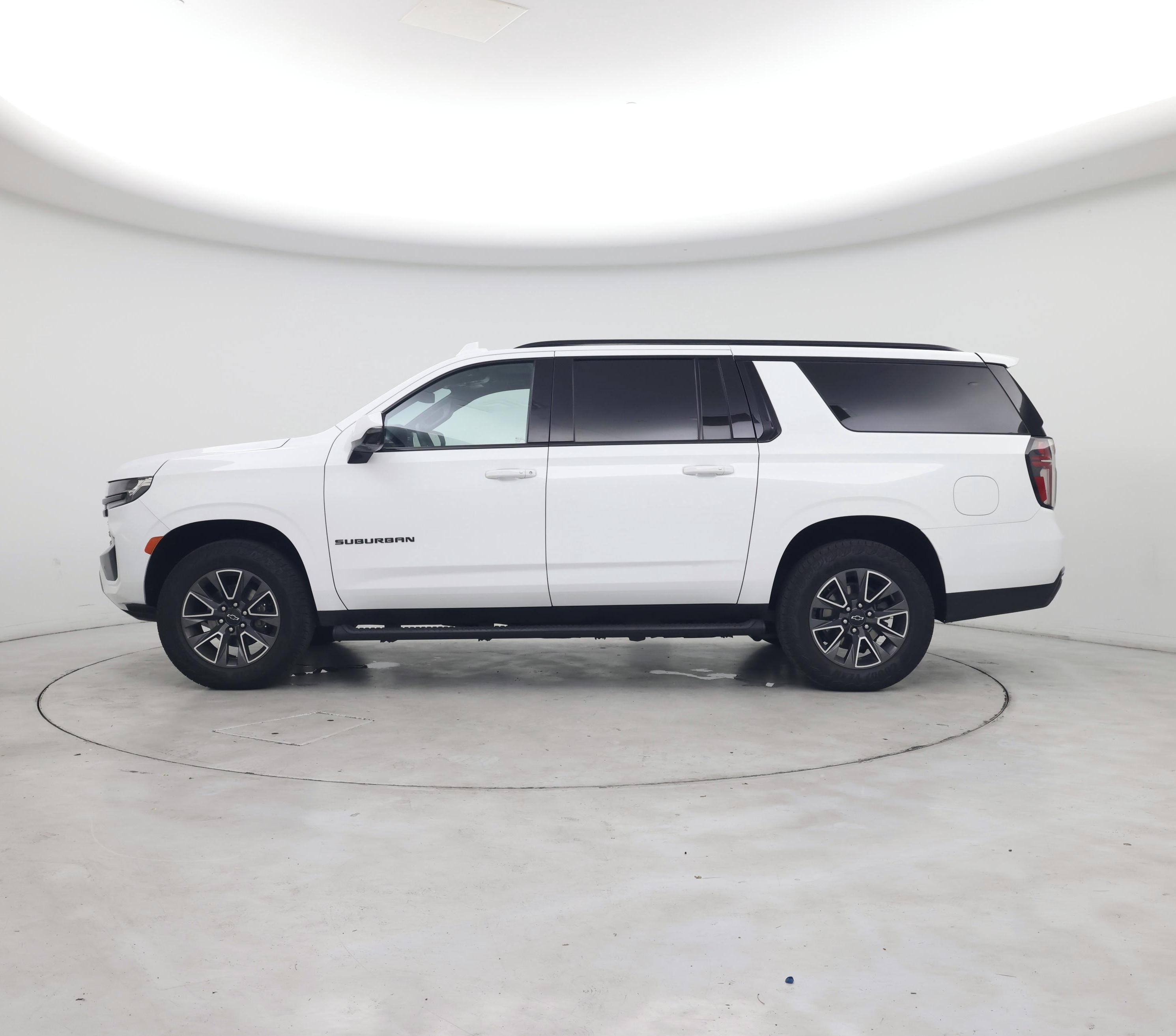 Thumbnail: 2023 Chevrolet Suburban - 3