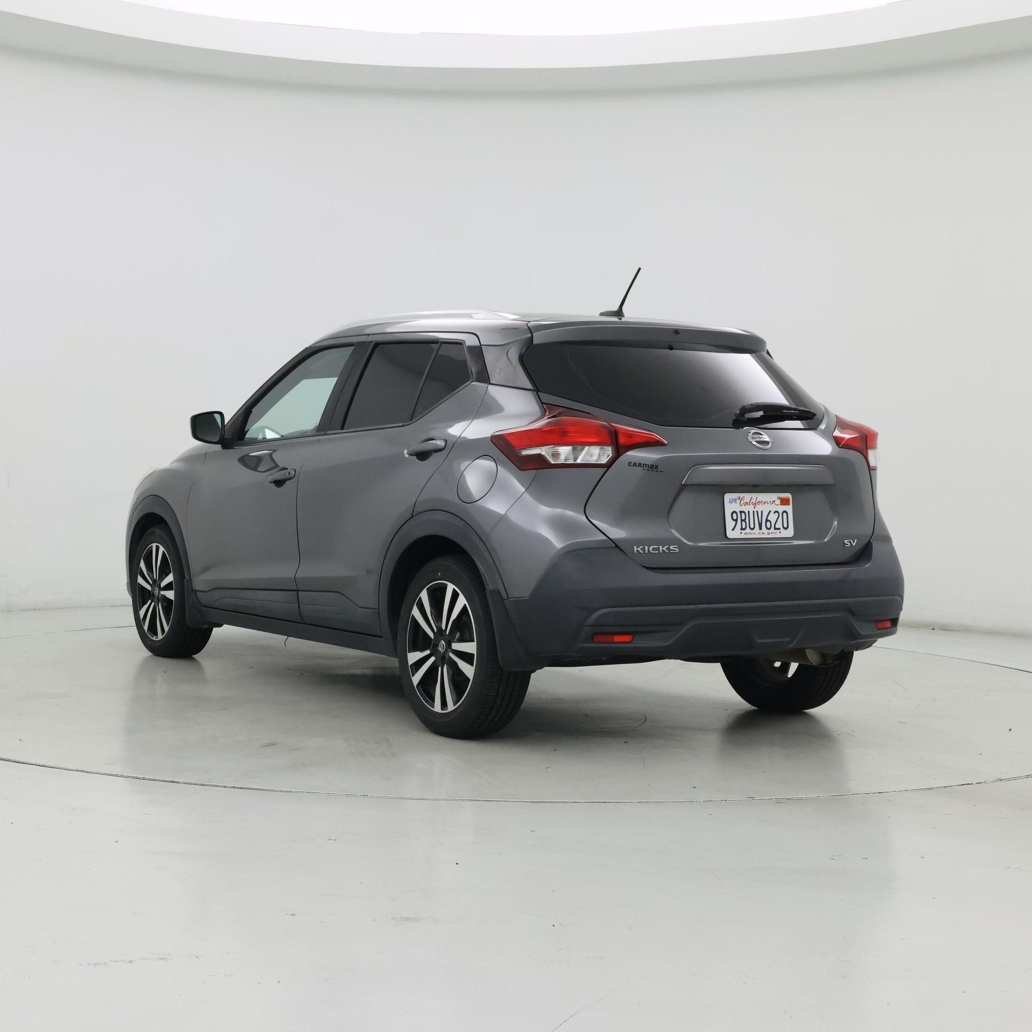 Thumbnail: 2019 Nissan Kicks - 2