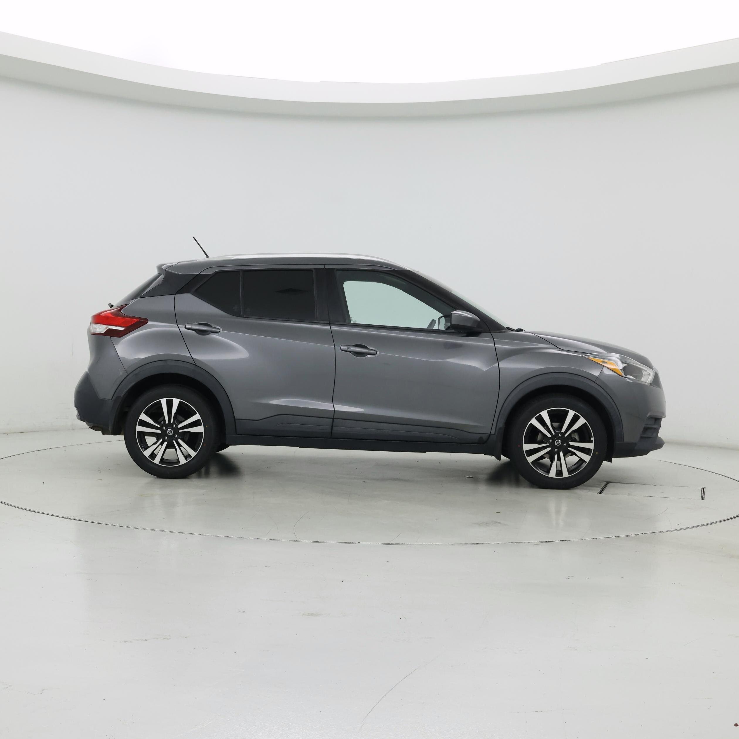 Thumbnail: 2019 Nissan Kicks - 7