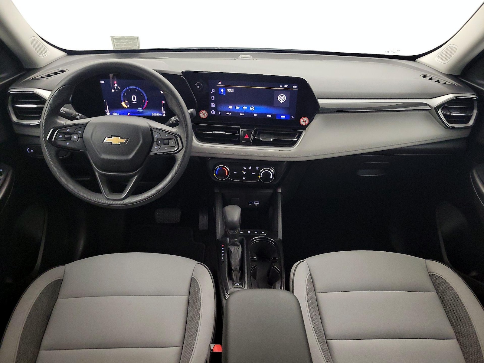 2025 Chevrolet Trailblazer LT - Photo 10