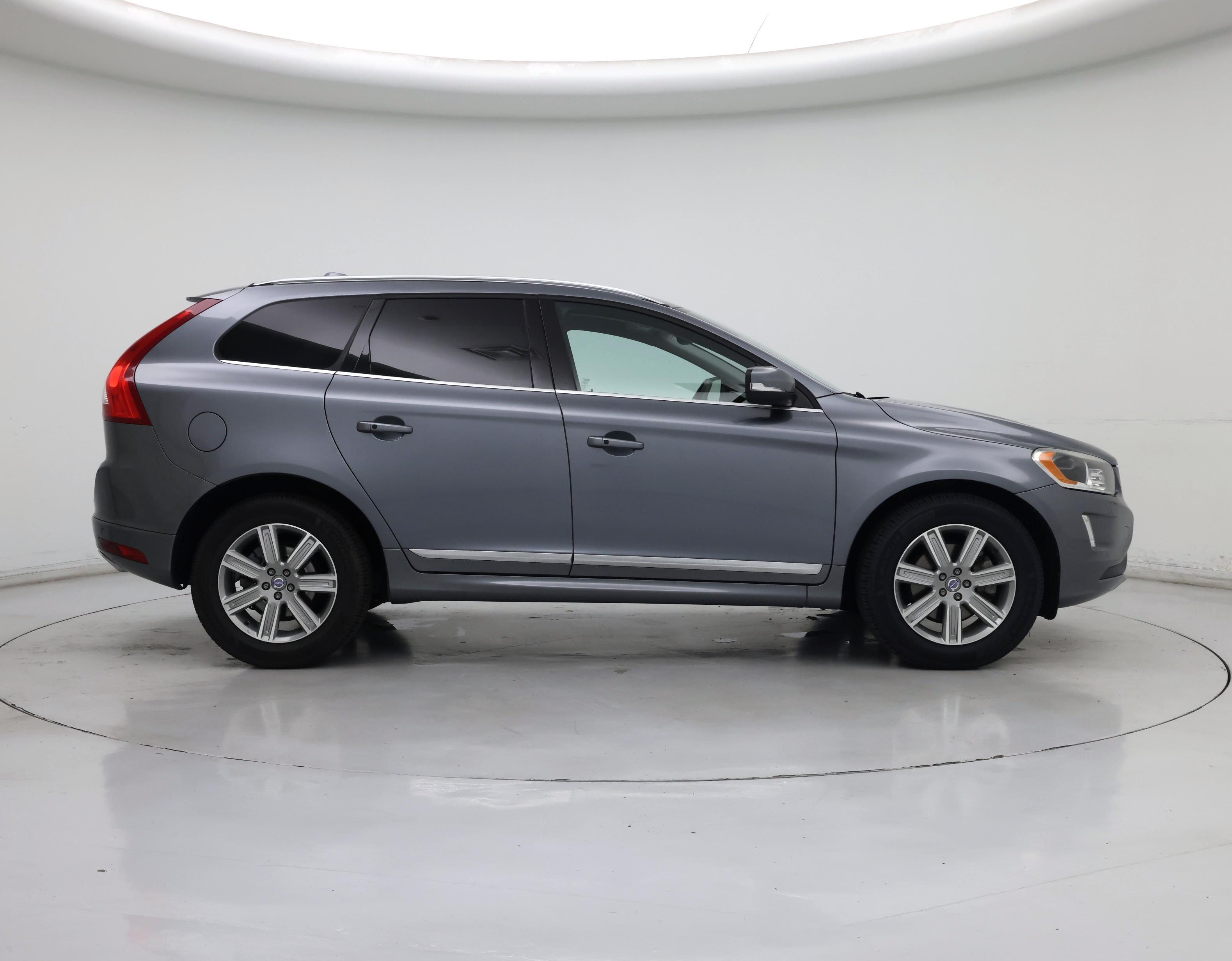 Thumbnail: 2017 Volvo XC60 - 7