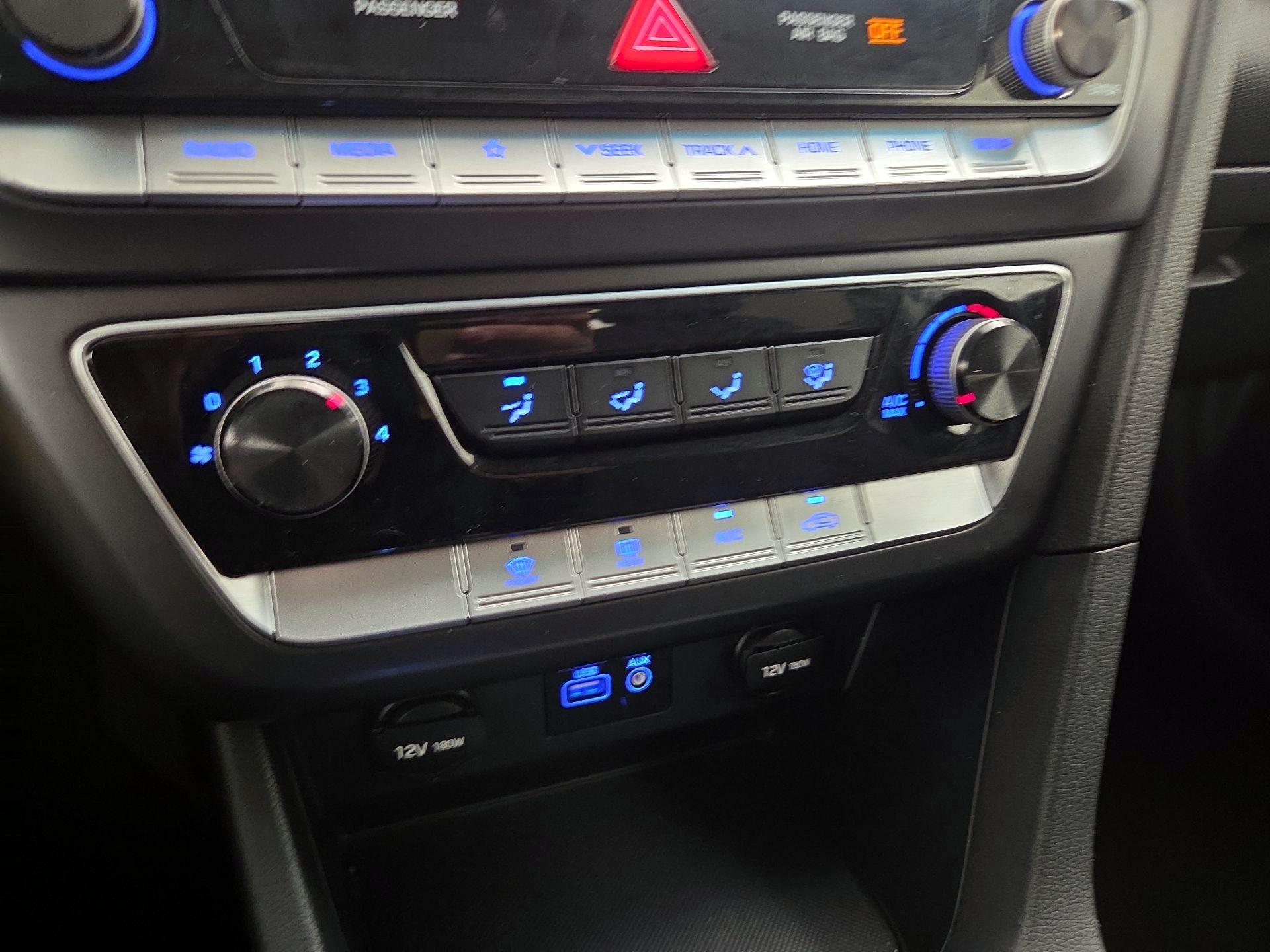 Thumbnail: 2019 Hyundai Sonata - 16