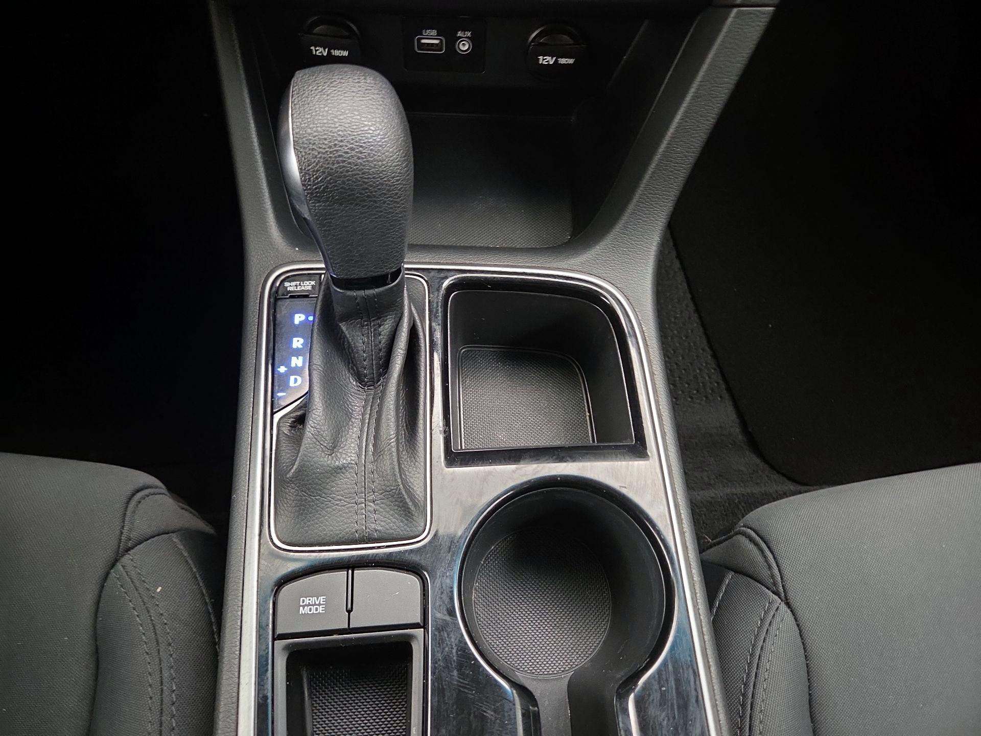 Thumbnail: 2019 Hyundai Sonata - 17