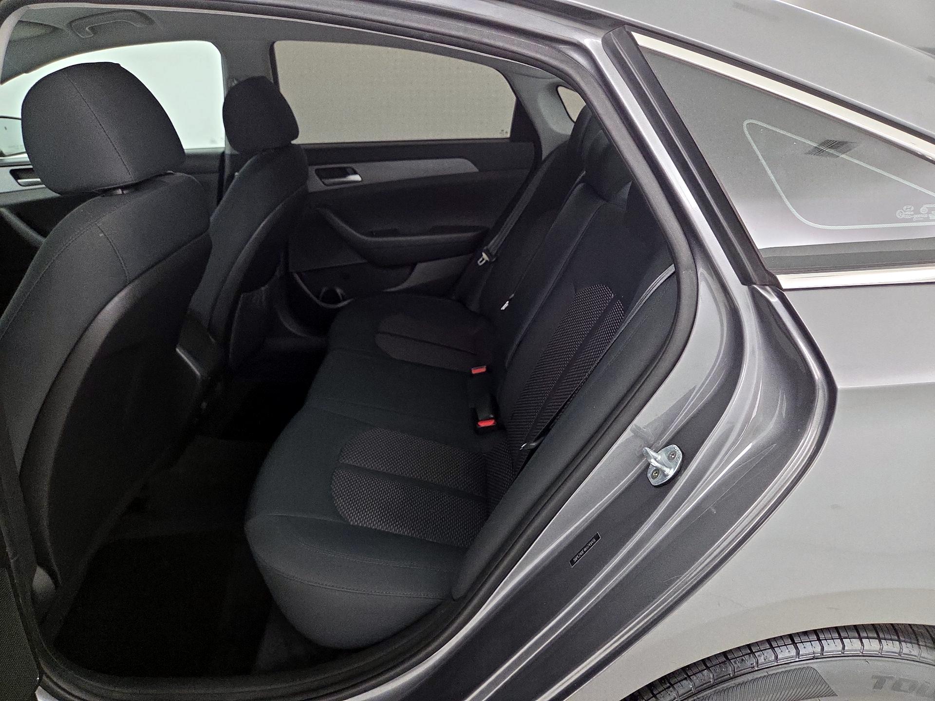 Thumbnail: 2019 Hyundai Sonata - 19