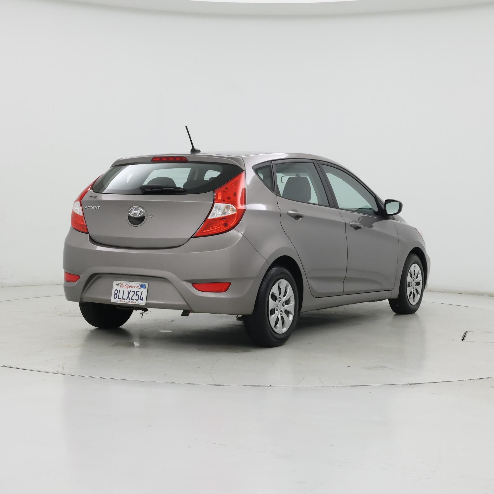 Thumbnail: 2017 Hyundai Accent - 8
