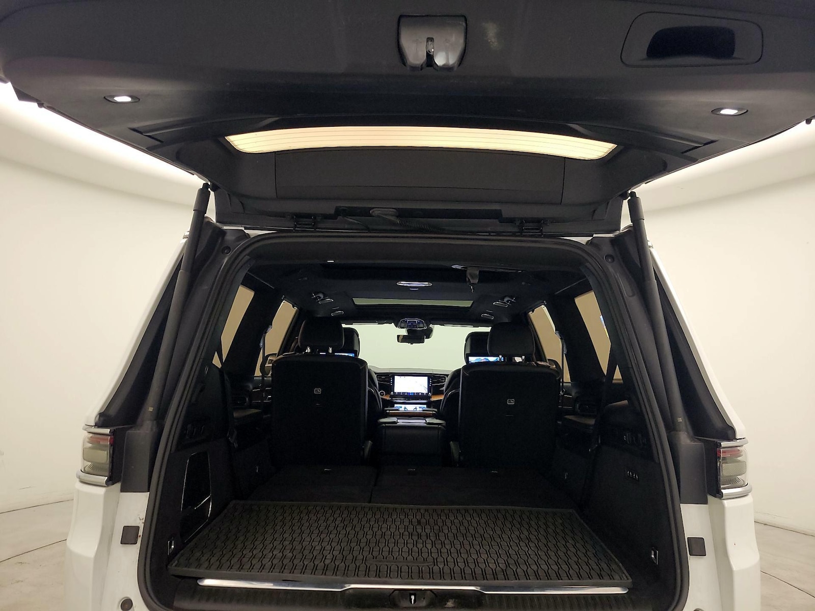 2022 Jeep Grand Wagoneer Series III - Photo 24