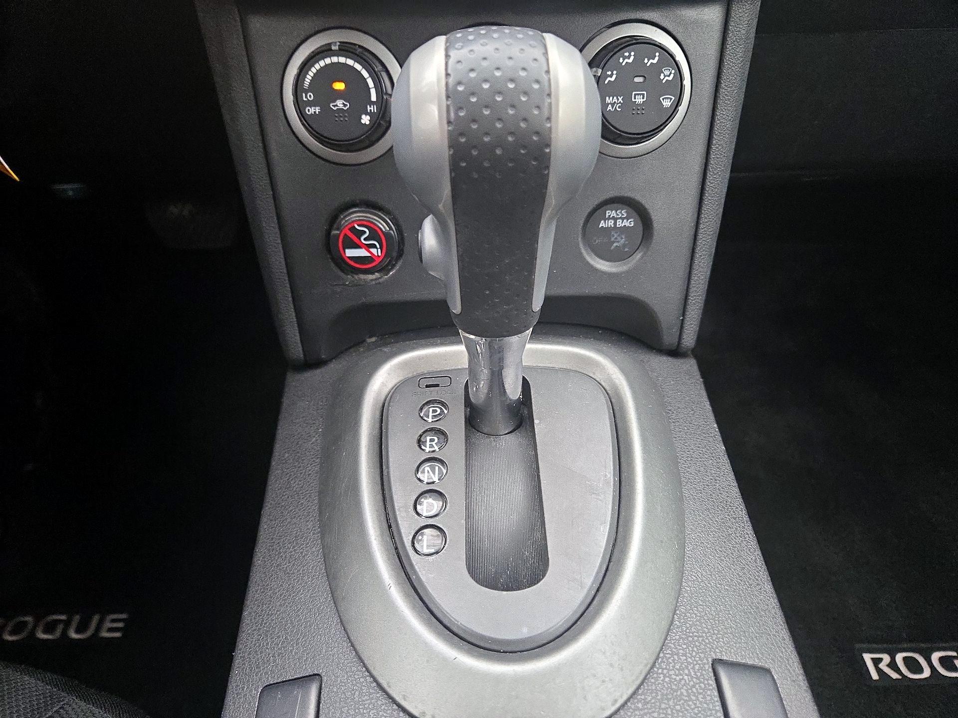 Thumbnail: 2014 Nissan Rogue - 15