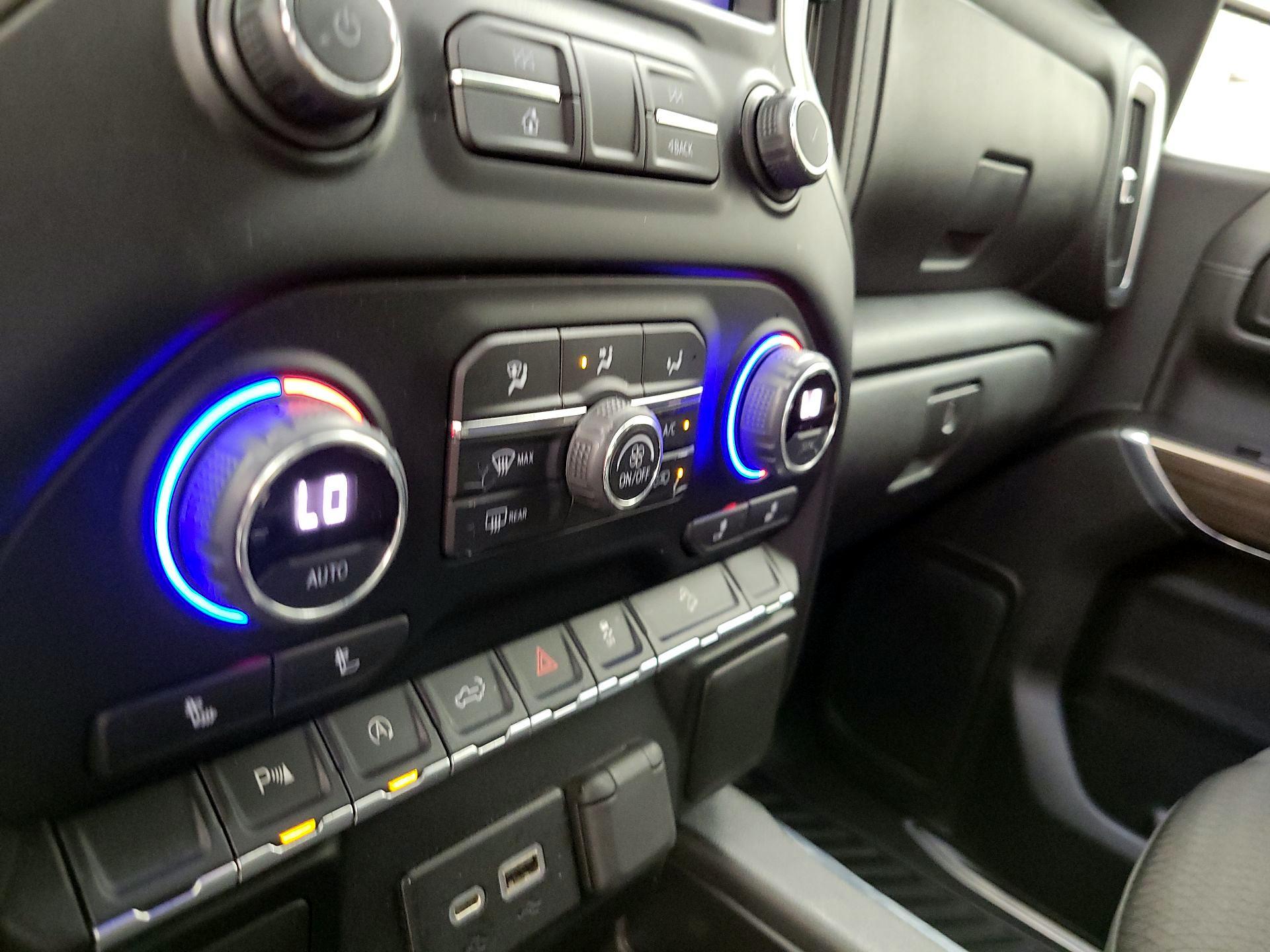 Thumbnail: 2021 Chevrolet Silverado 1500 - 16