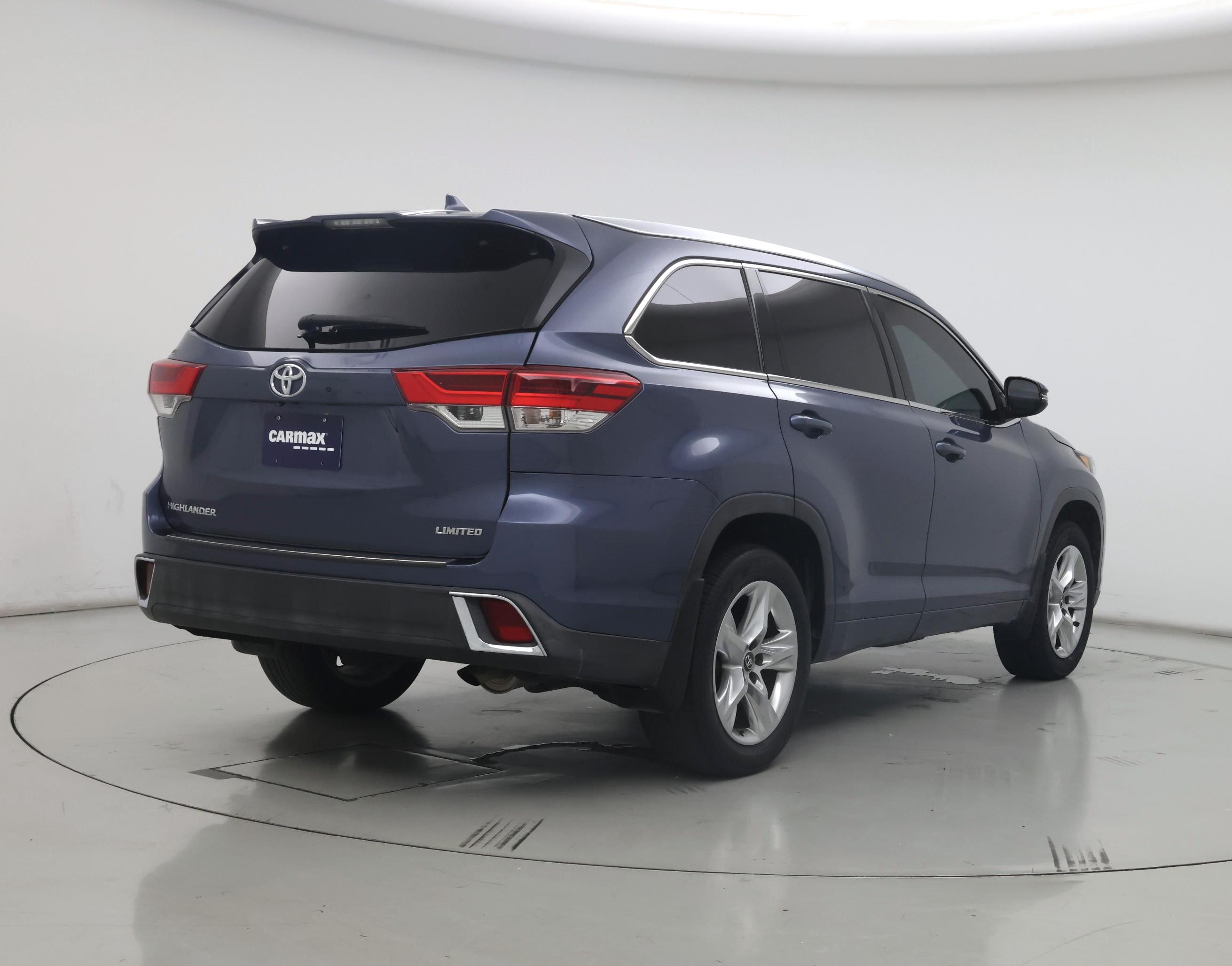 Thumbnail: 2017 Toyota Highlander - 8