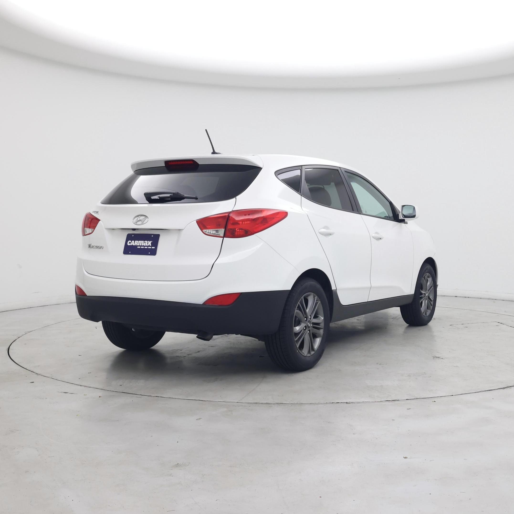 Thumbnail: 2015 Hyundai Tucson - 8