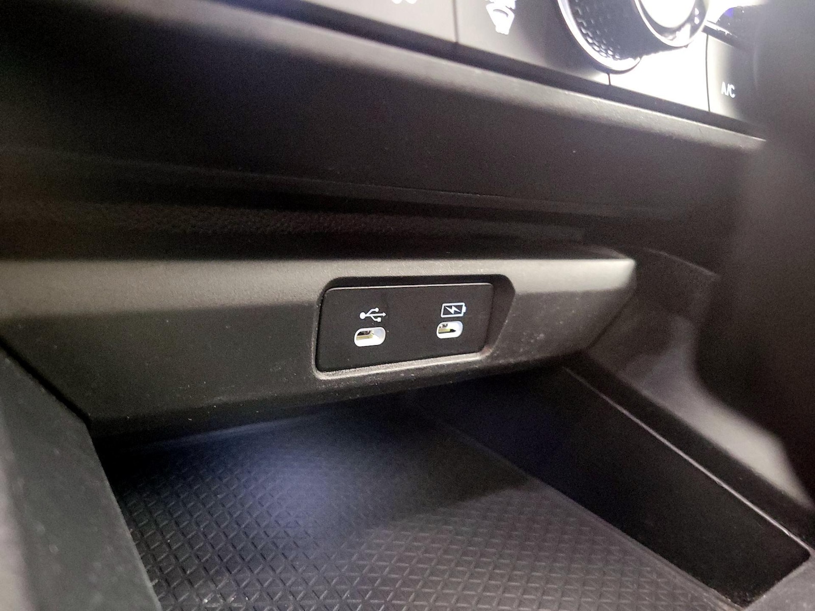 2024 Honda Accord EX - Photo 18