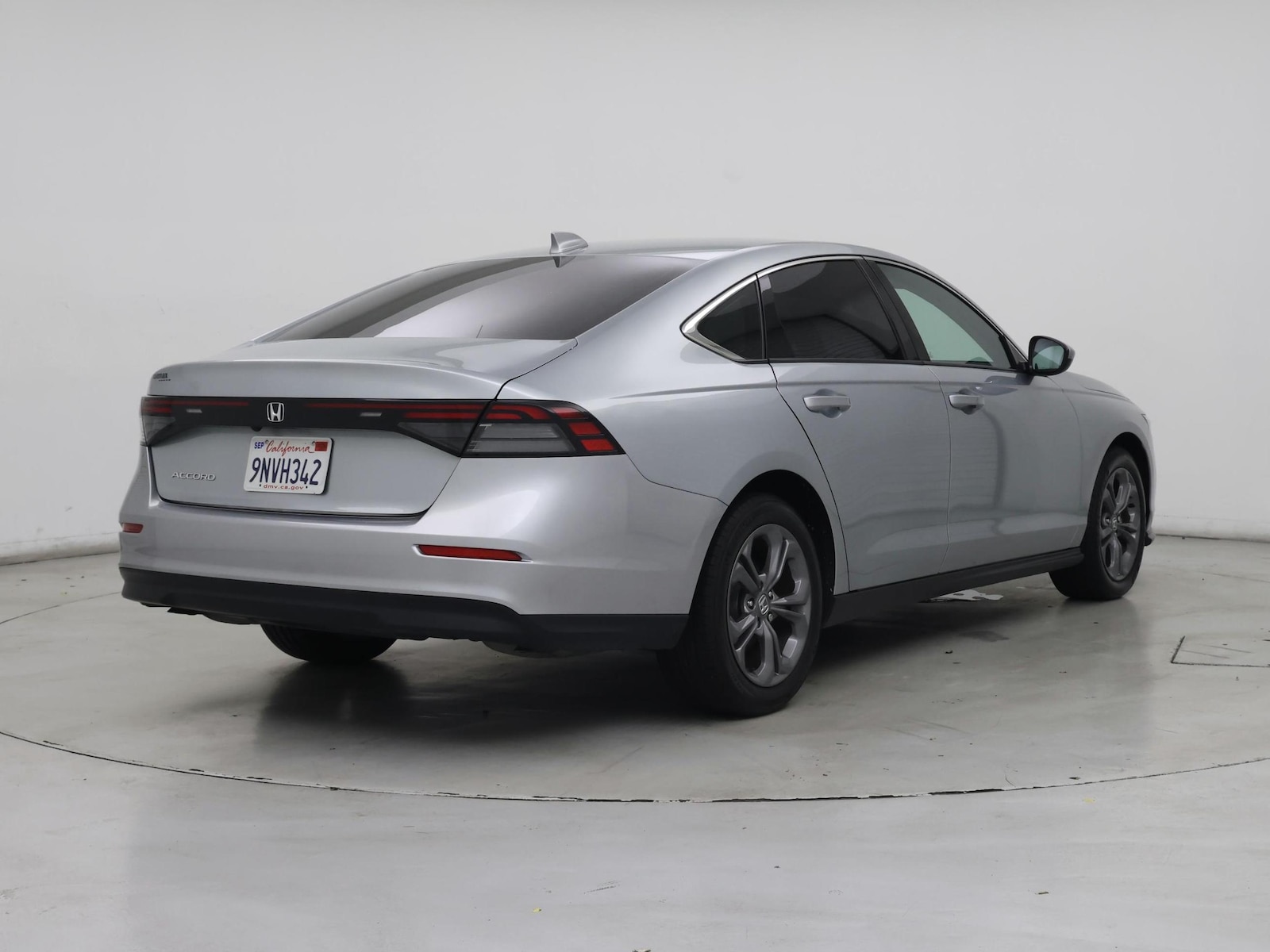 2024 Honda Accord EX - Photo 9