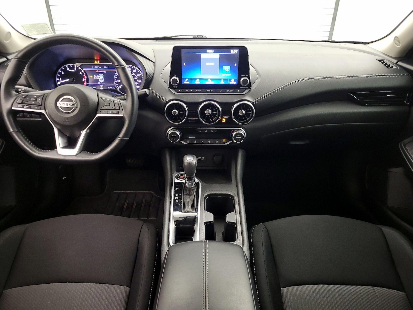 2023 Nissan Sentra SV - Photo 10