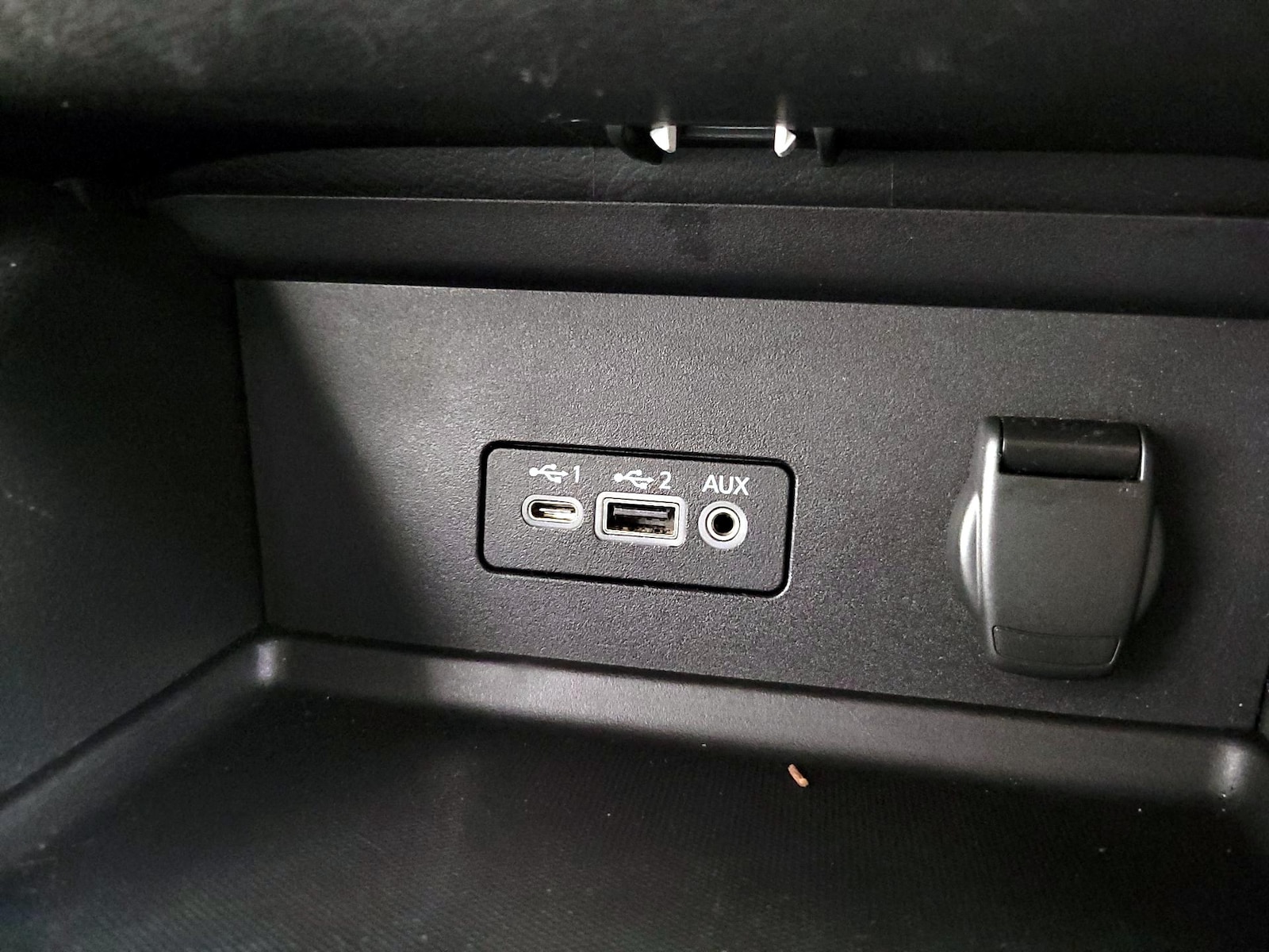 2023 Nissan Sentra SV - Photo 19