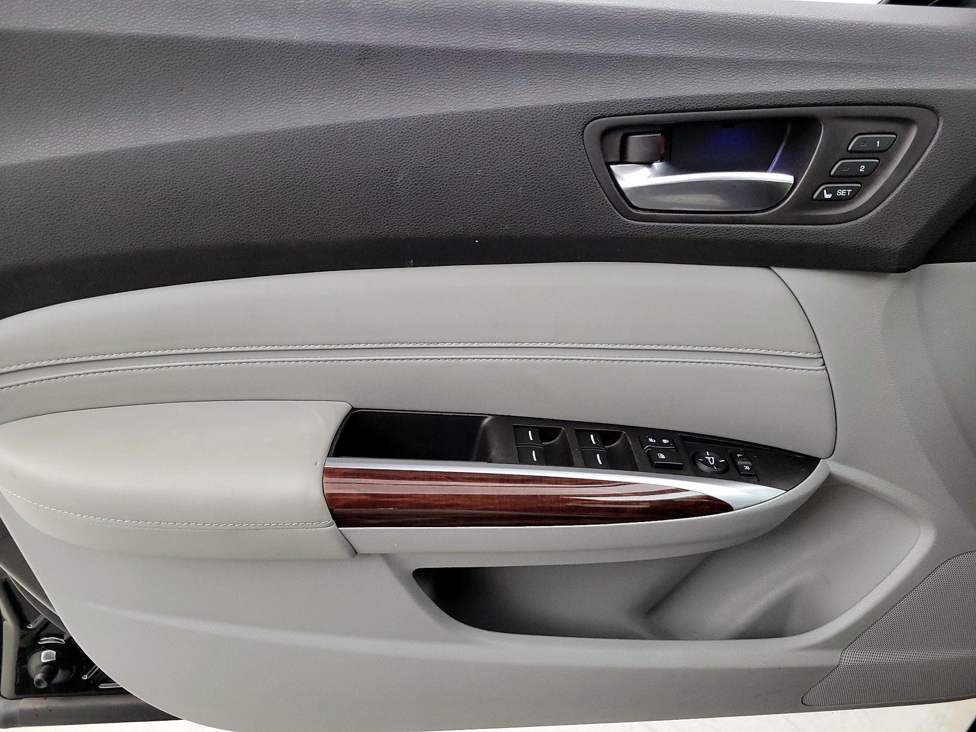 Thumbnail: 2016 Acura TLX - 12