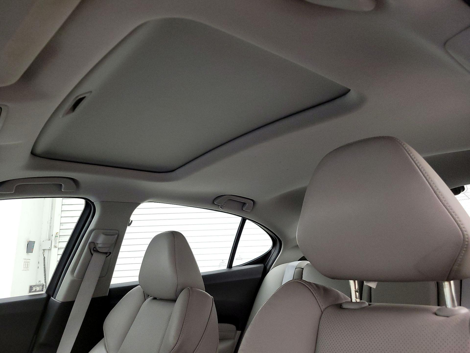 Thumbnail: 2016 Acura TLX - 19