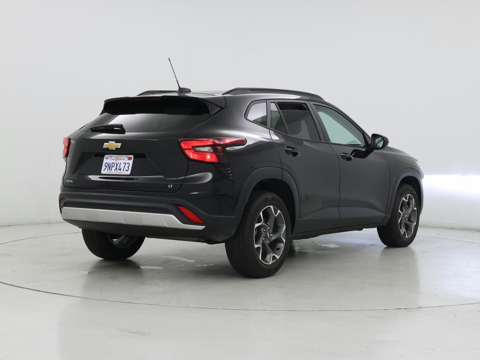 2025 Chevrolet Trax LT - Photo 9