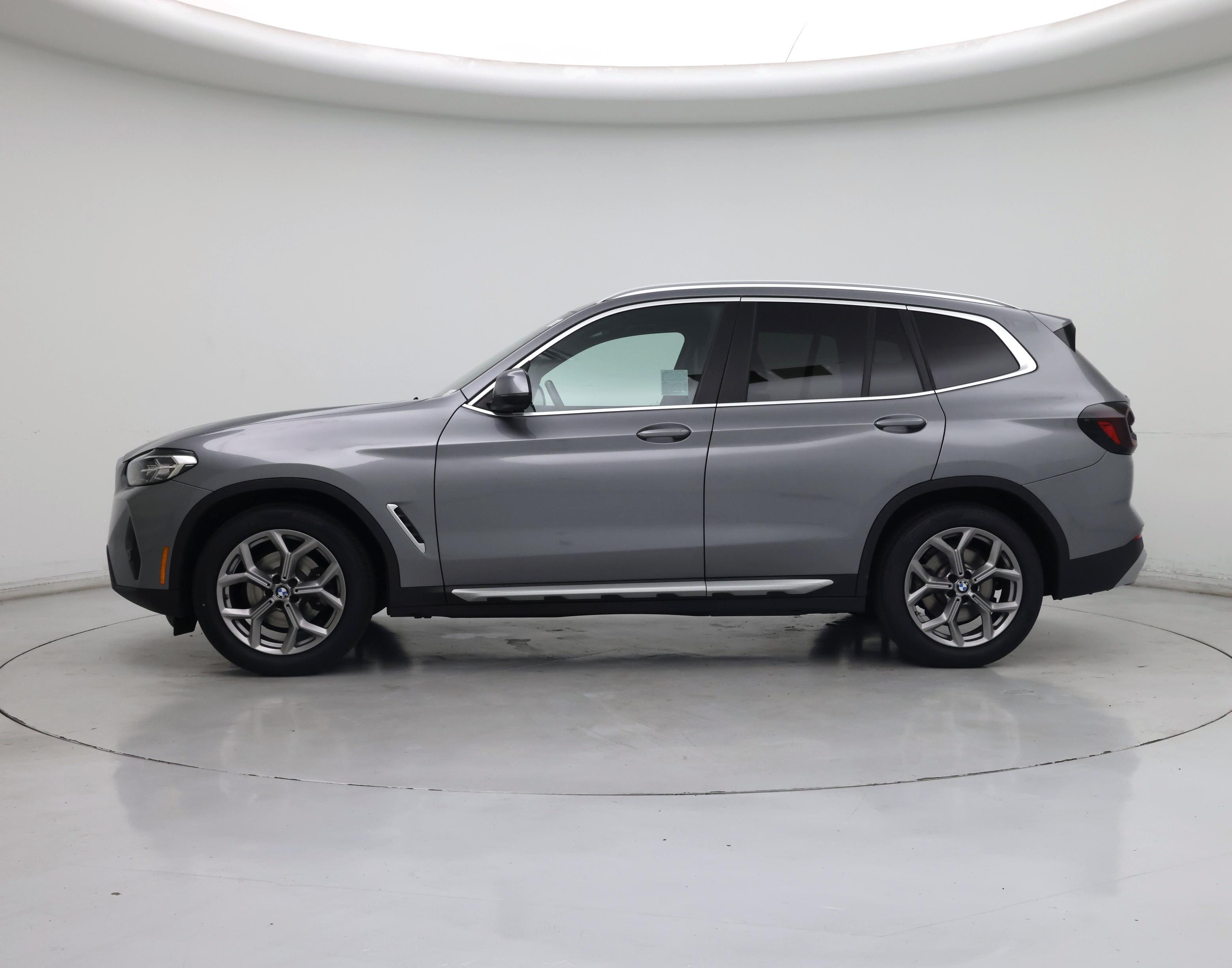 Thumbnail: 2023 BMW X3 - 3