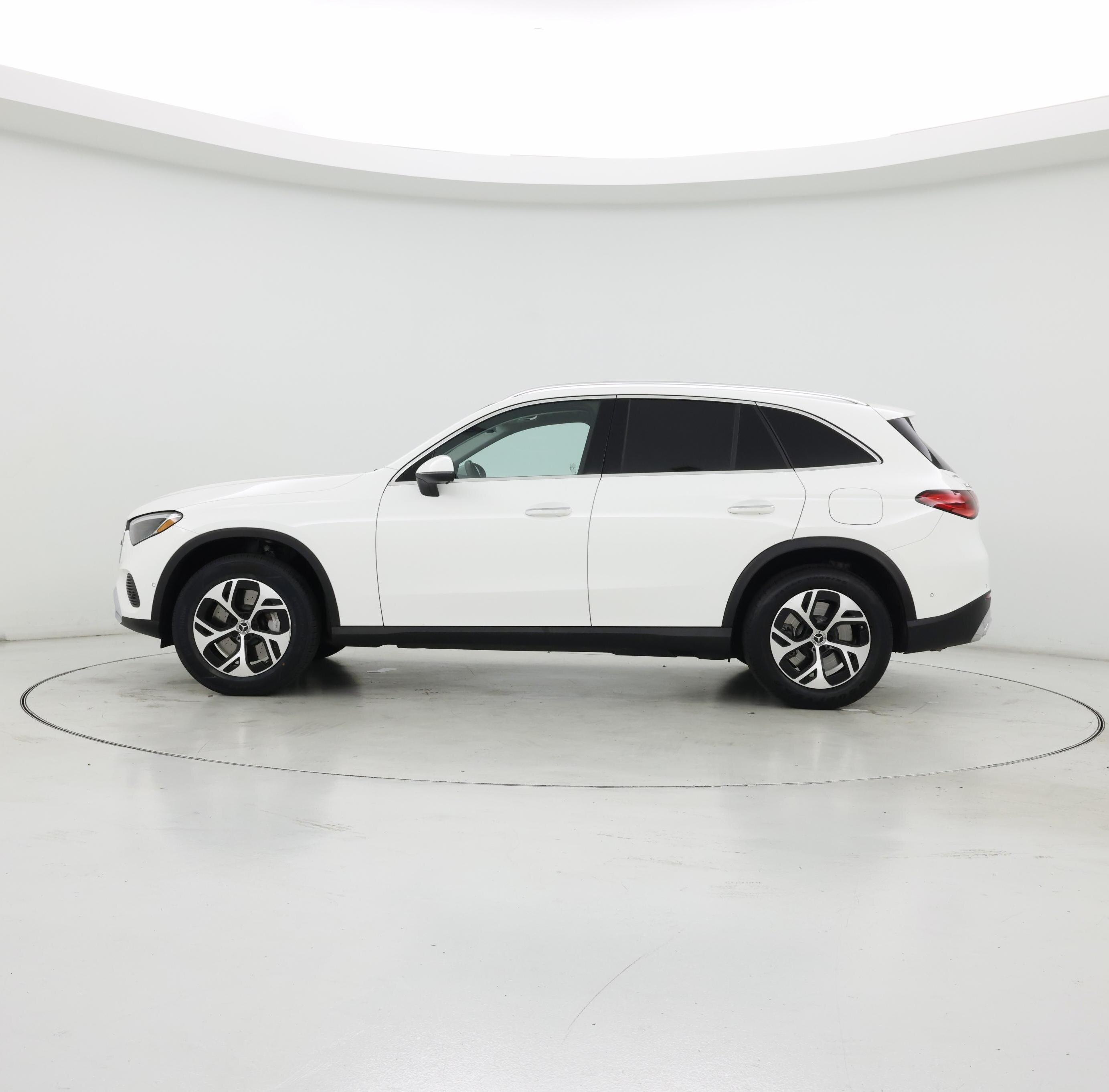 Thumbnail: 2025 Mercedes-Benz GLC - 3