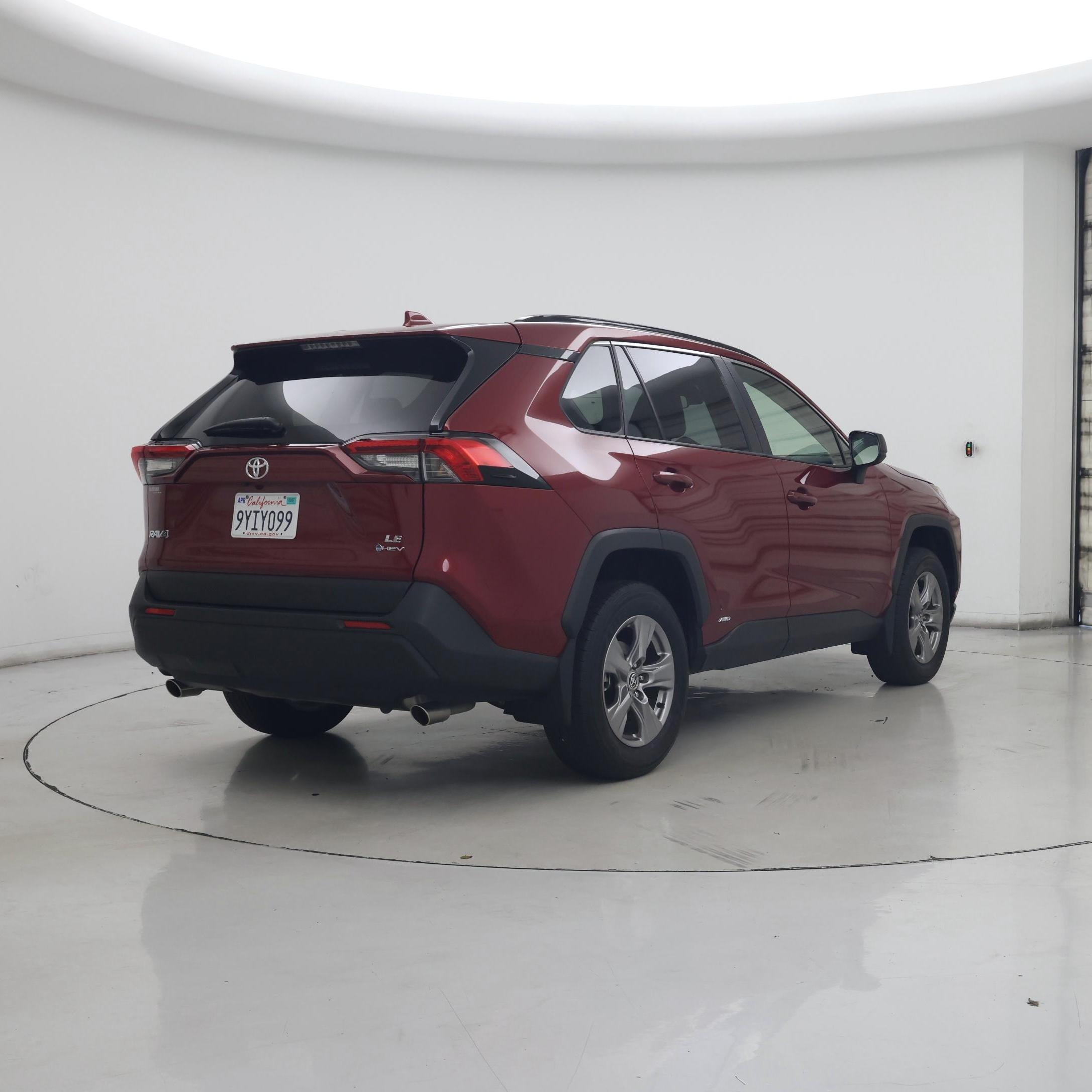 Thumbnail: 2025 Toyota RAV4 - 8